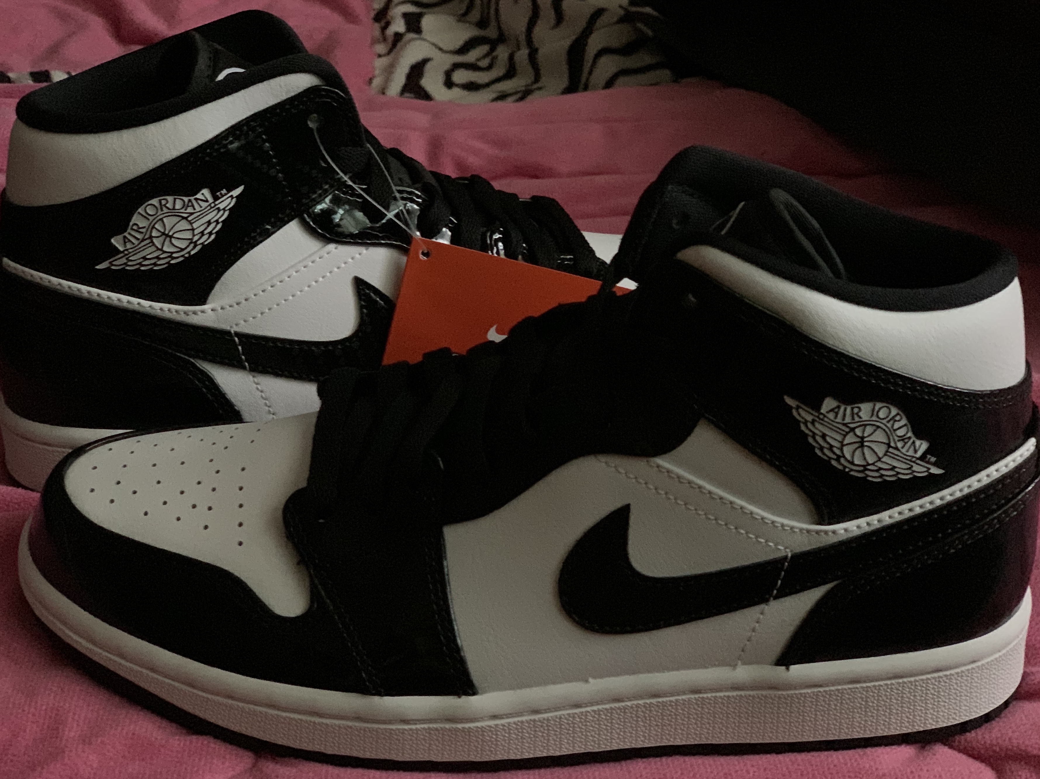 Jordan 1 Mid SE ASW Black 착용 스타일 - 2