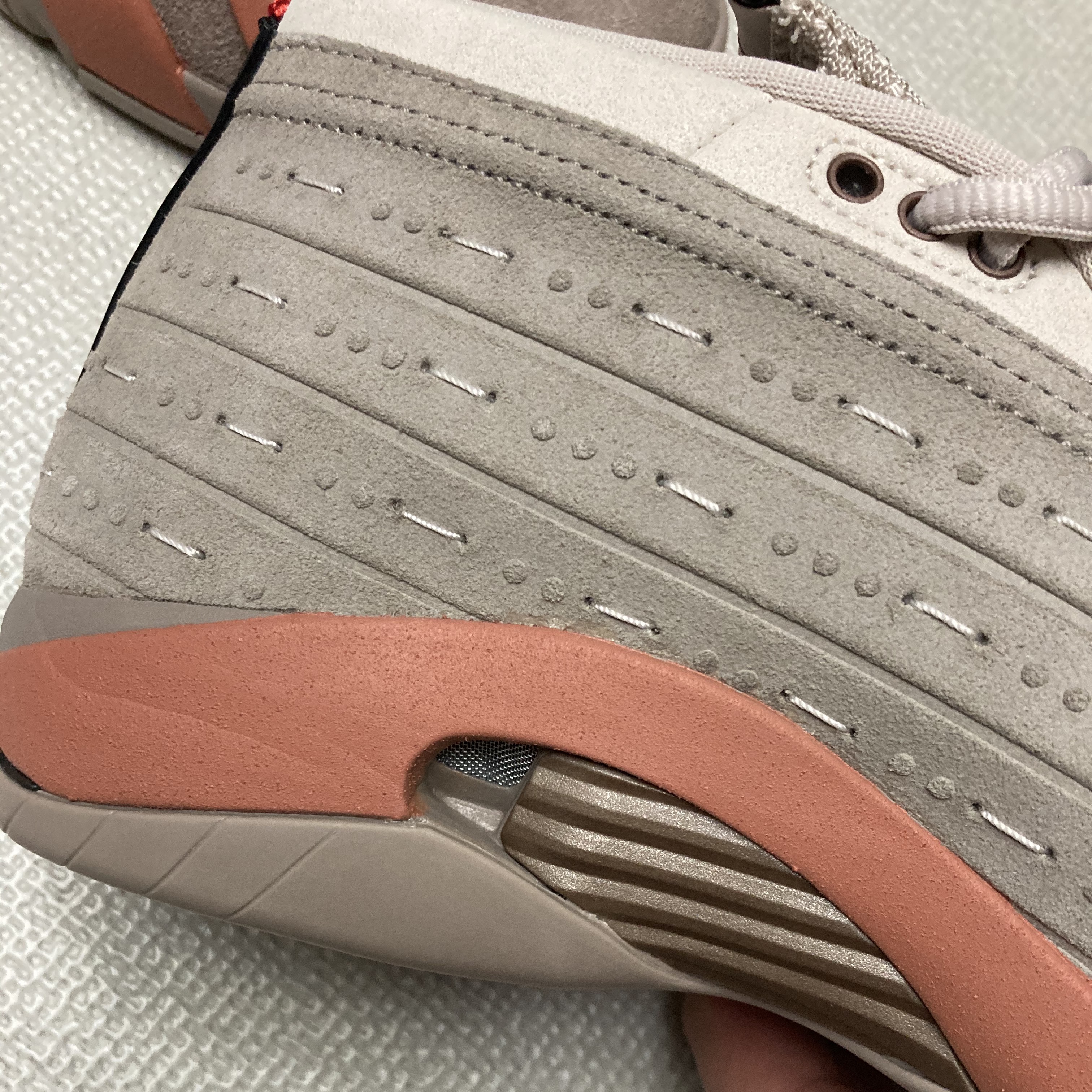 Jordan 14 x Clot Retro Low Terracotta 착용 스타일 - 4