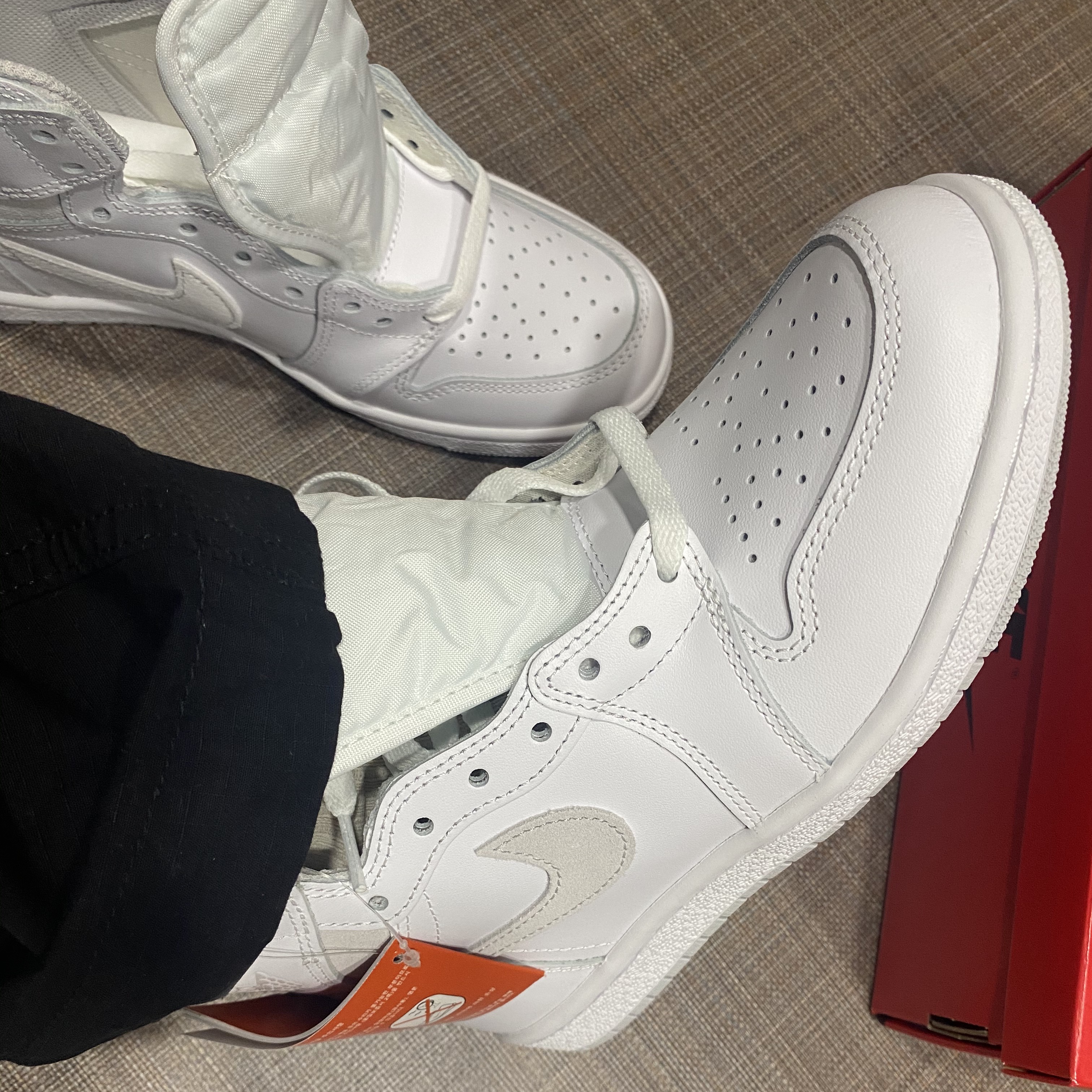 Jordan 1 High 85 Neutral Grey 착용 스타일 - 3