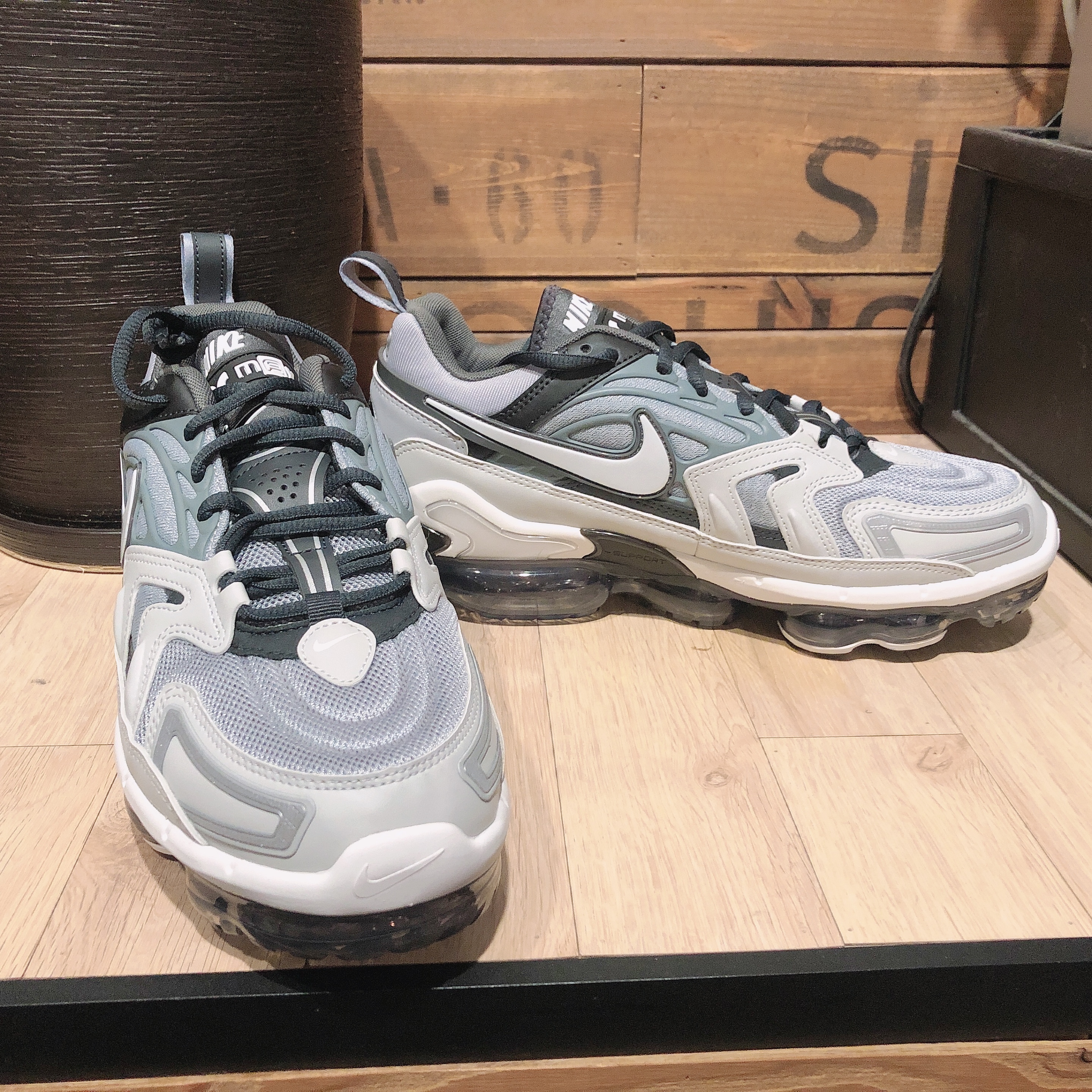 Nike Air VaporMax EVO Wolf Grey 착용 스타일 - 1
