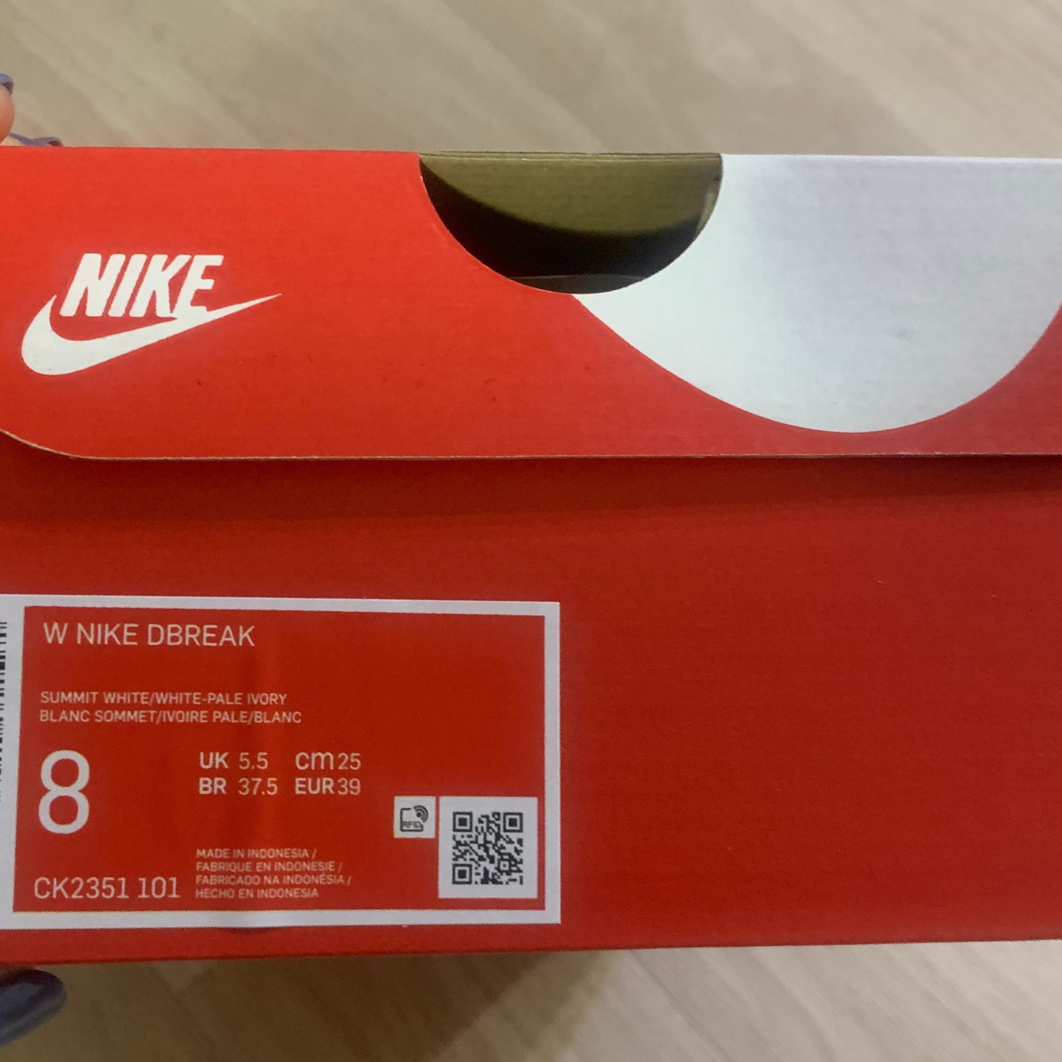 (W) Nike Daybreak Summit White 착용 스타일 - 2