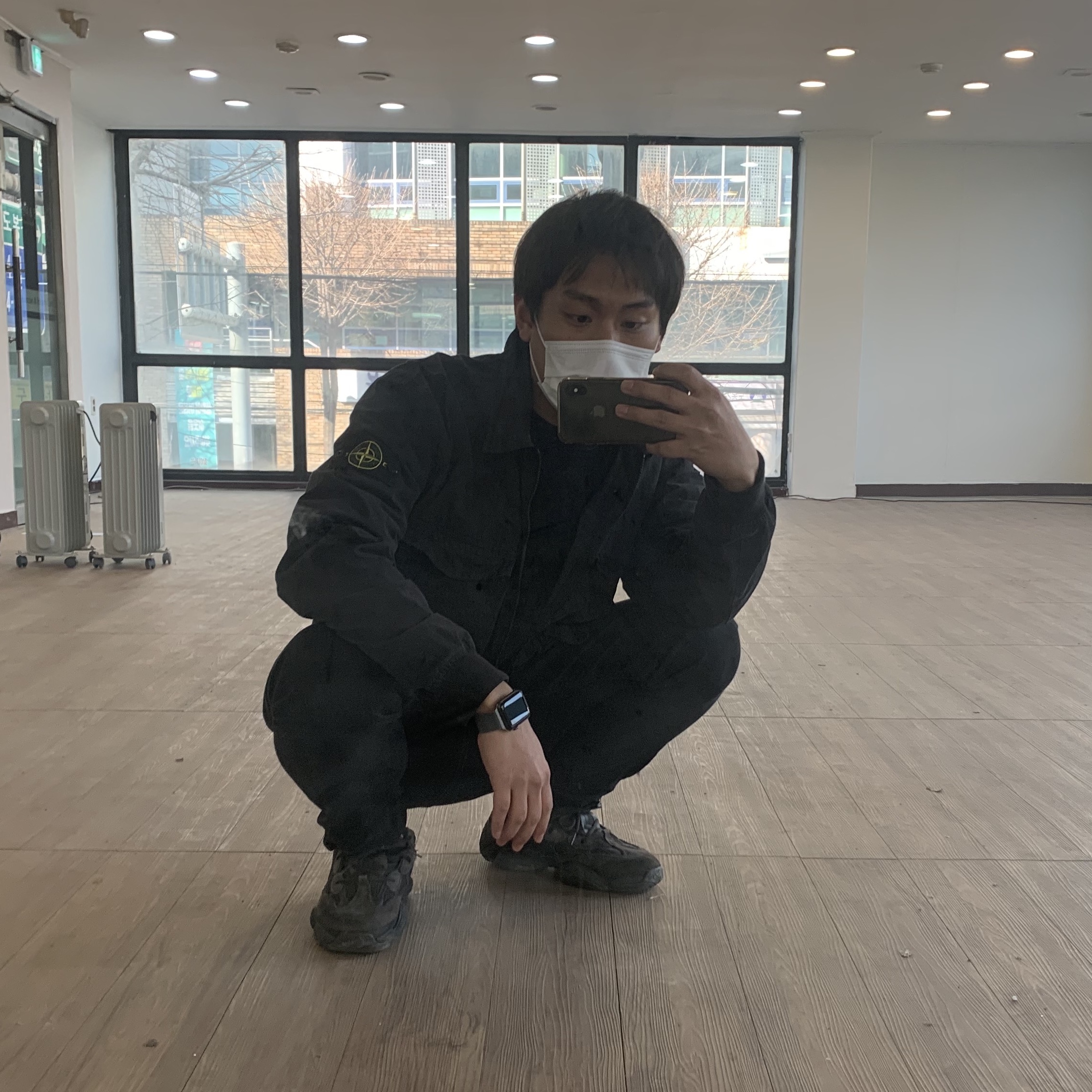Adidas Yeezy 500 Utility Black 2018/2020 착용 스타일
