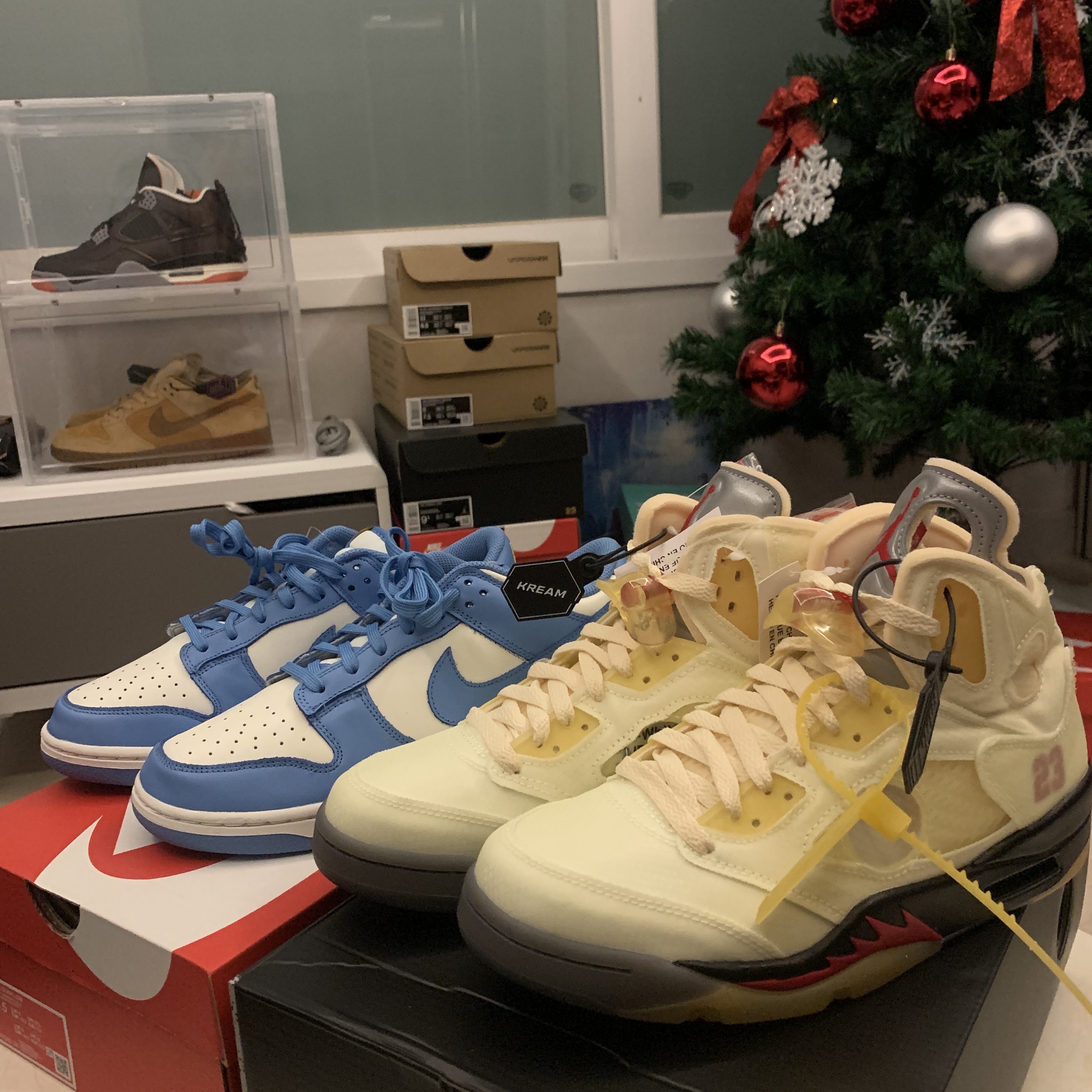 Jordan 5 x Off-White Retro SP Sail Fire Red, (W) Nike Dunk Low Coast 착용 스타일 - 2