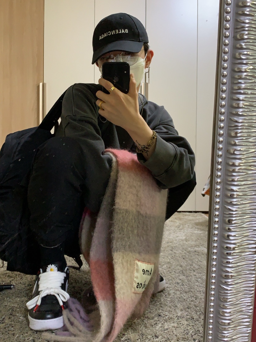 Nike x Peaceminusone Air Force 1 Low Para-Noise 착용 스타일