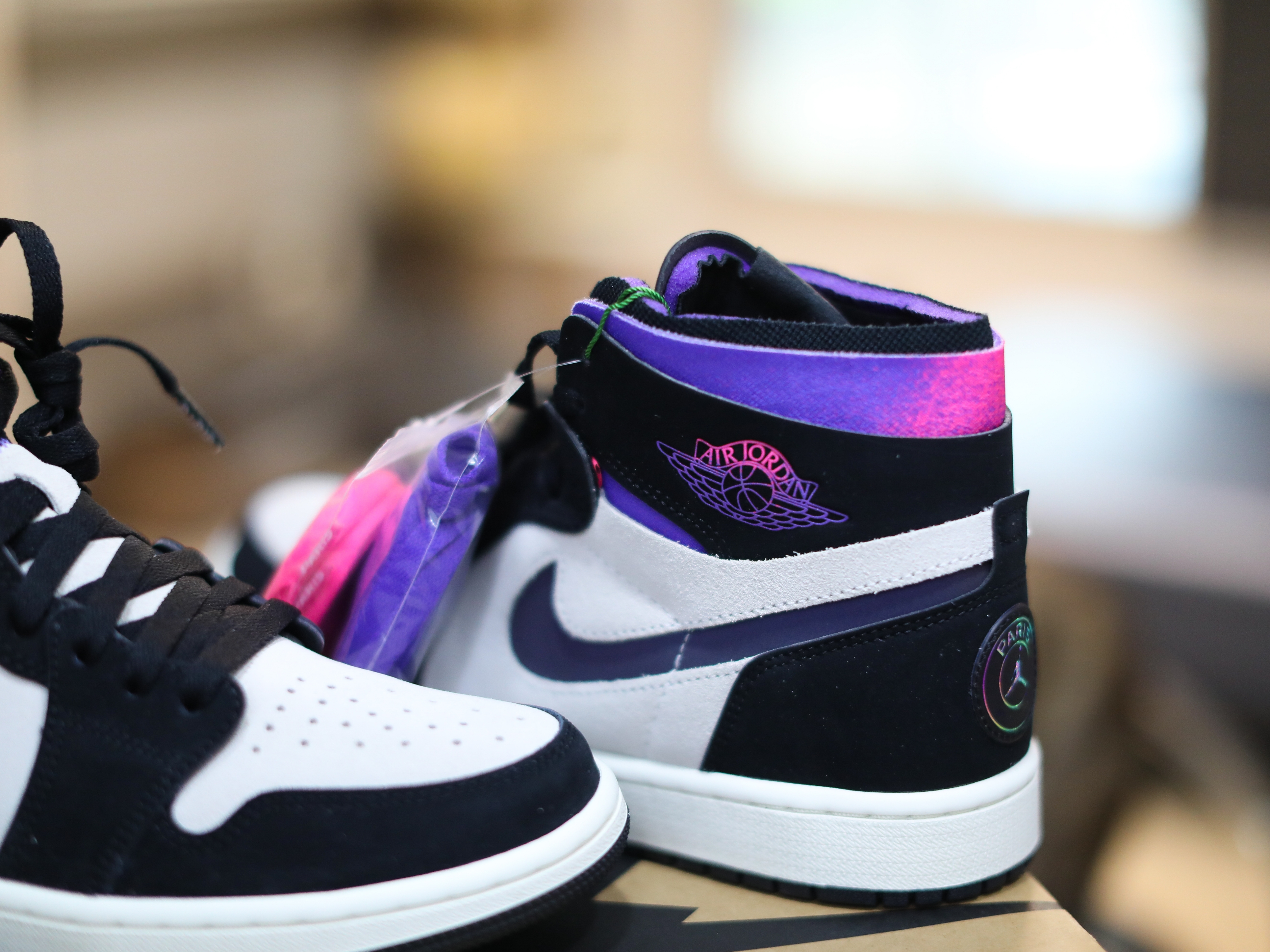 Jordan 1 x Paris Saint-Germain Zoom Air CMFT 착용 스타일 - 1