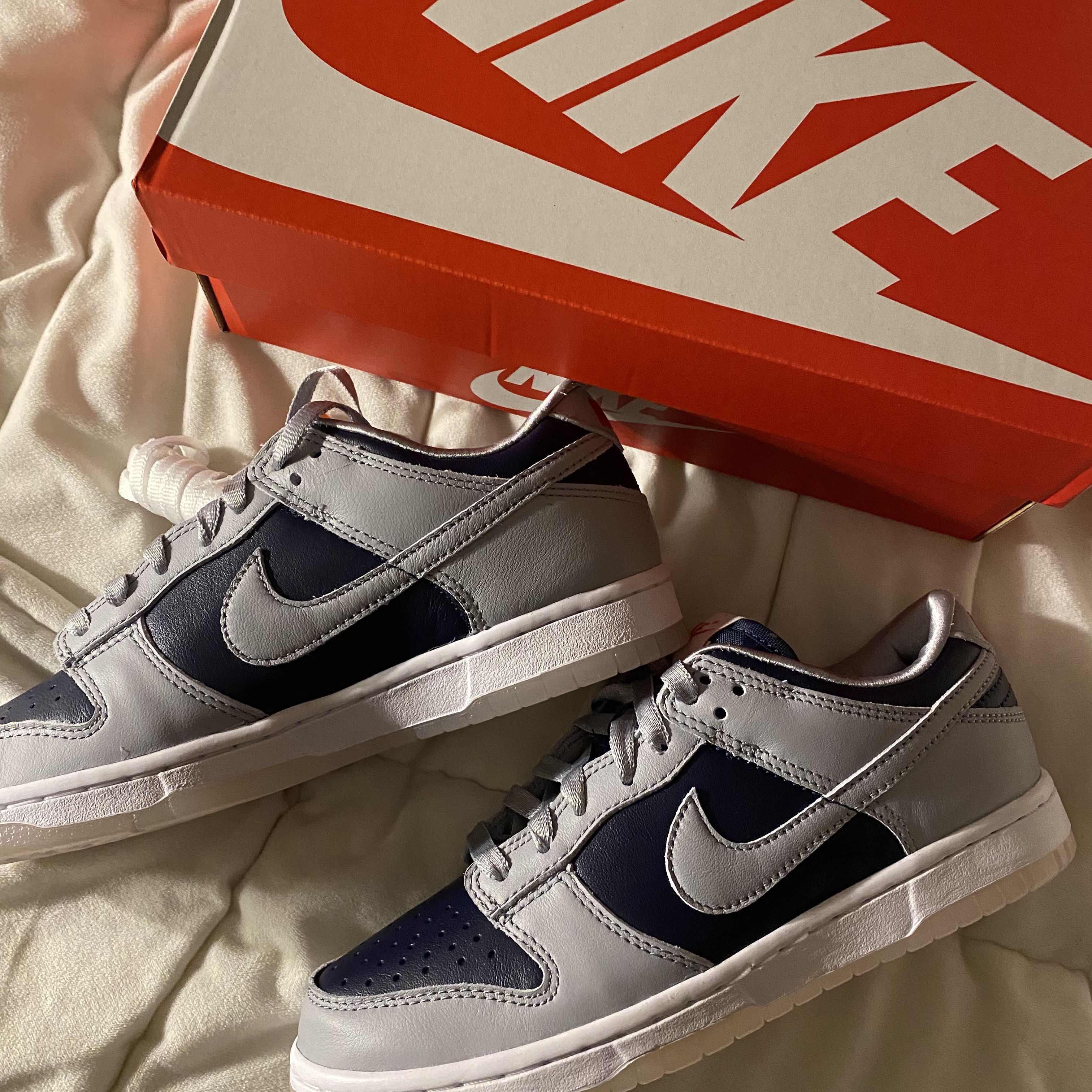(W) Nike Dunk Low SP College Navy 착용 스타일 - 2