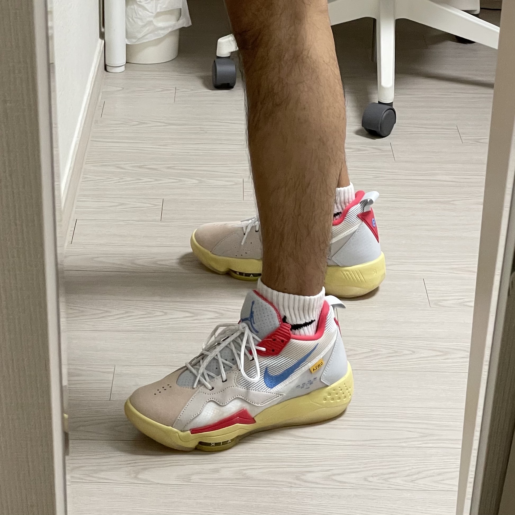 Jordan x Union Zoom '92 Guava Ice 착용 스타일 - 2