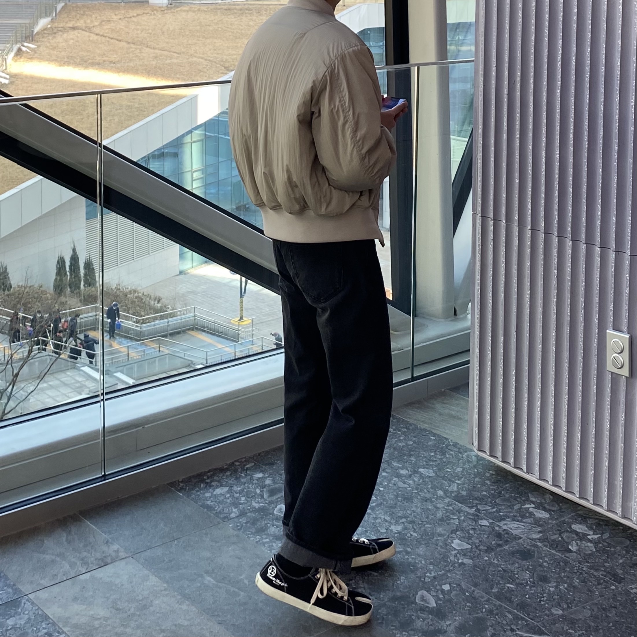 Maison Margiela Tabi Low Black 착용 스타일