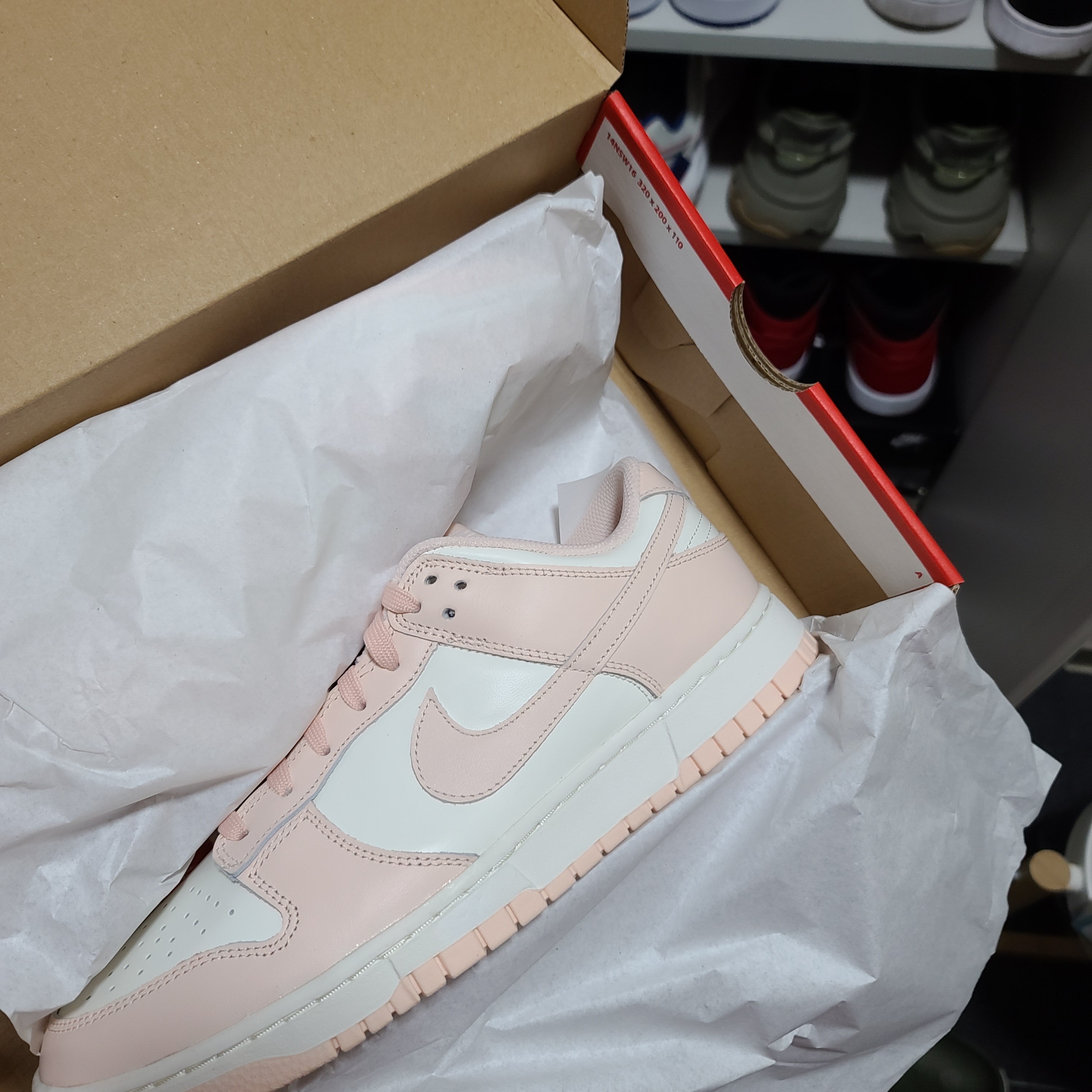 (W) Nike Dunk Low Orange Pearl 착용 스타일