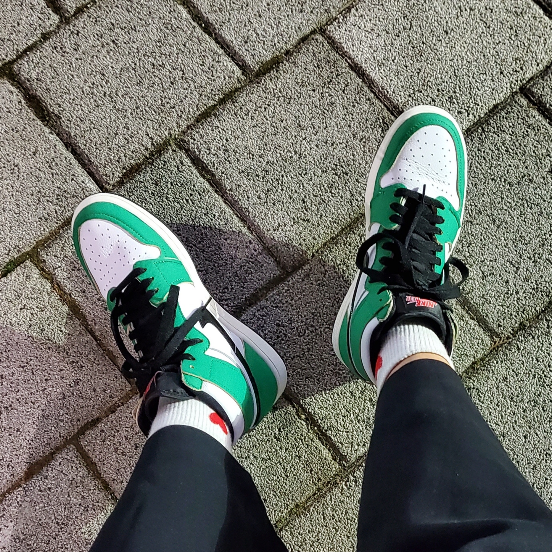 (W) Jordan 1 Retro High OG Lucky Green 착용 스타일