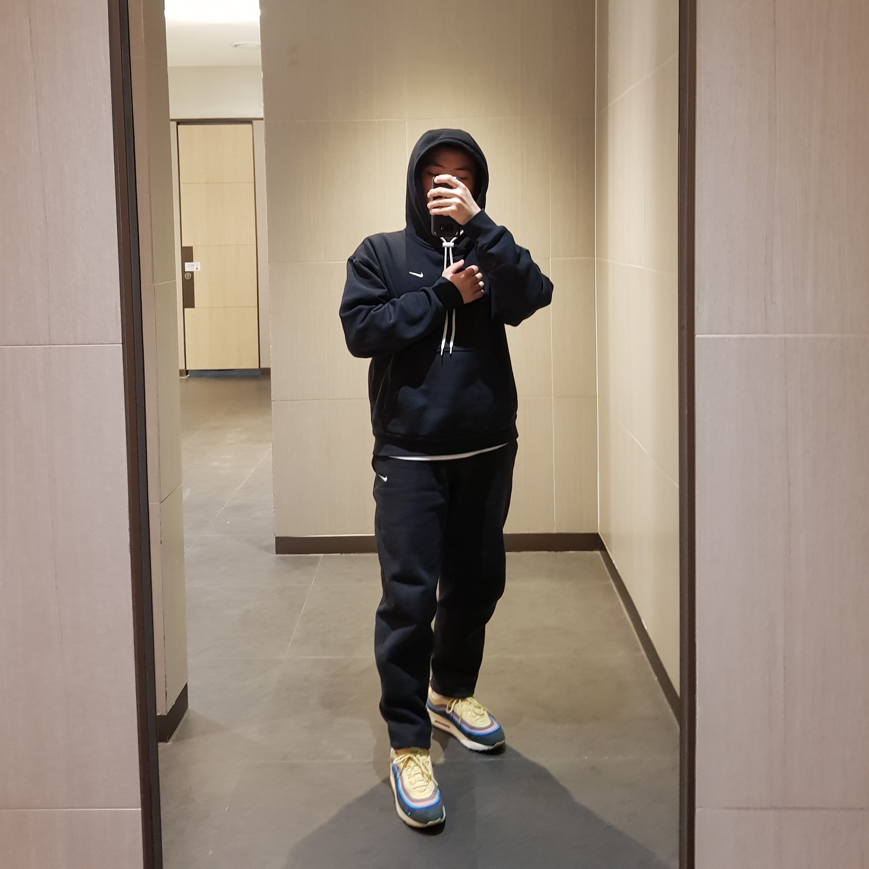 Nike x Sean Wotherspoon Air Max 1/97 착용 스타일