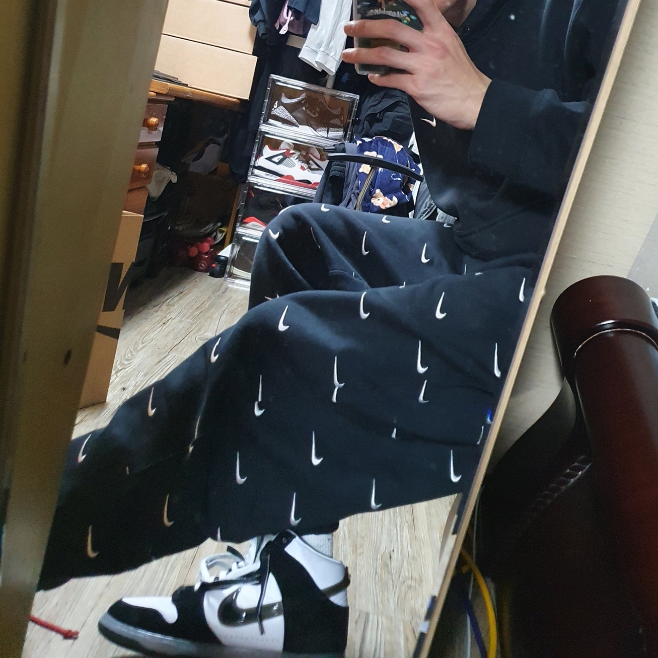 Nike x Slam Jam Dunk High SP Clear Black 착용 스타일