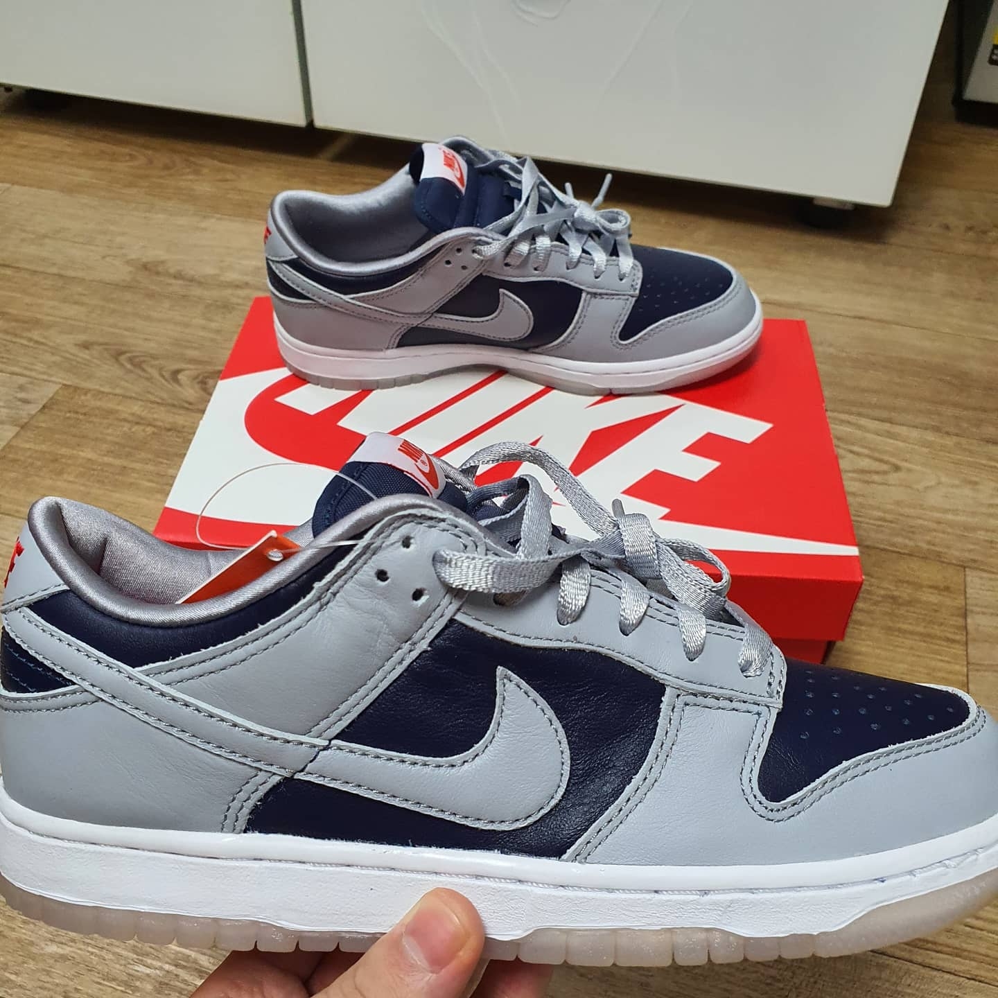 (W) Nike Dunk Low SP College Navy 착용 스타일 - 1