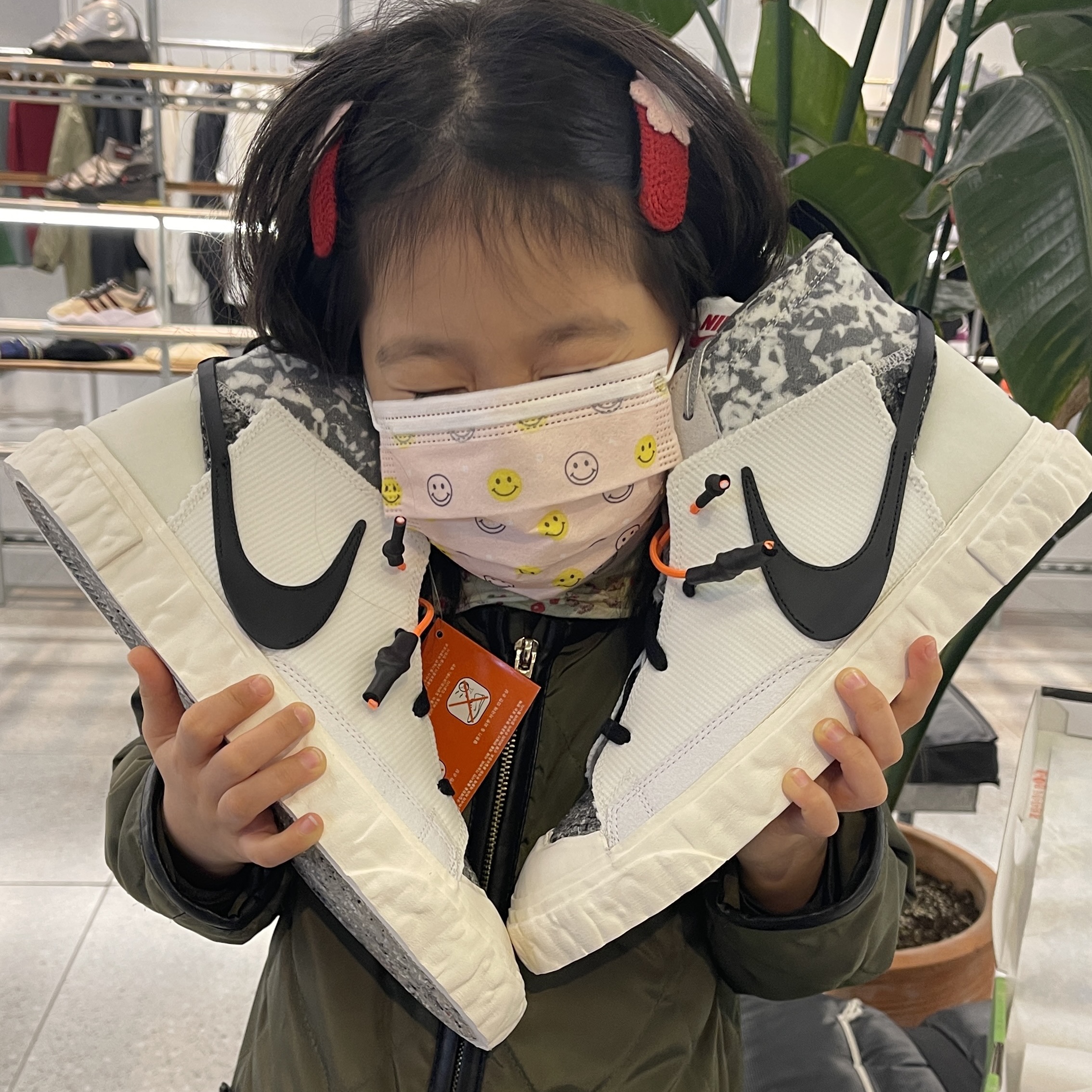Nike x Readymade Blazer Mid White 착용 스타일 - 1