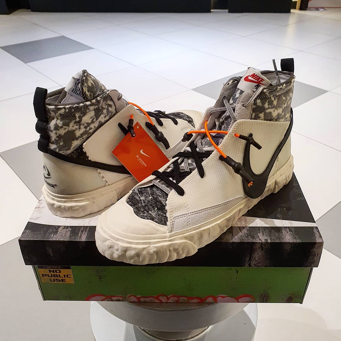 Nike x Readymade Blazer Mid White 착용 스타일