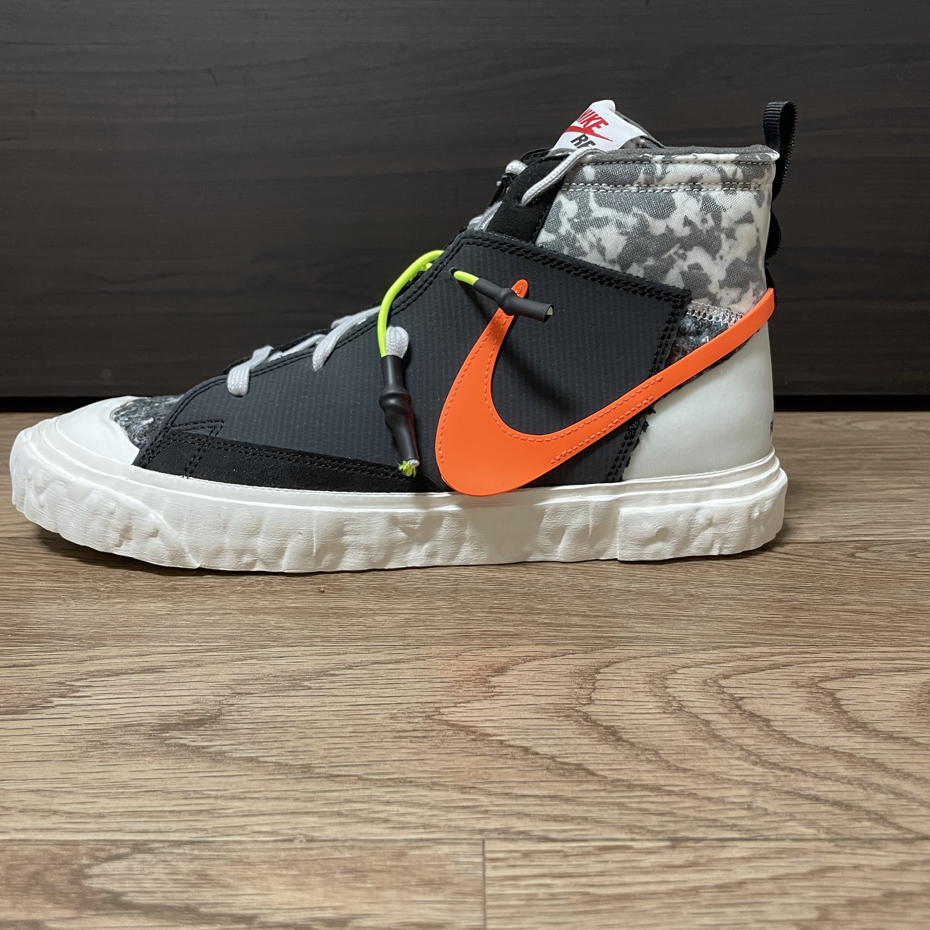 Nike x Readymade Blazer Mid Black 착용 스타일 - 1