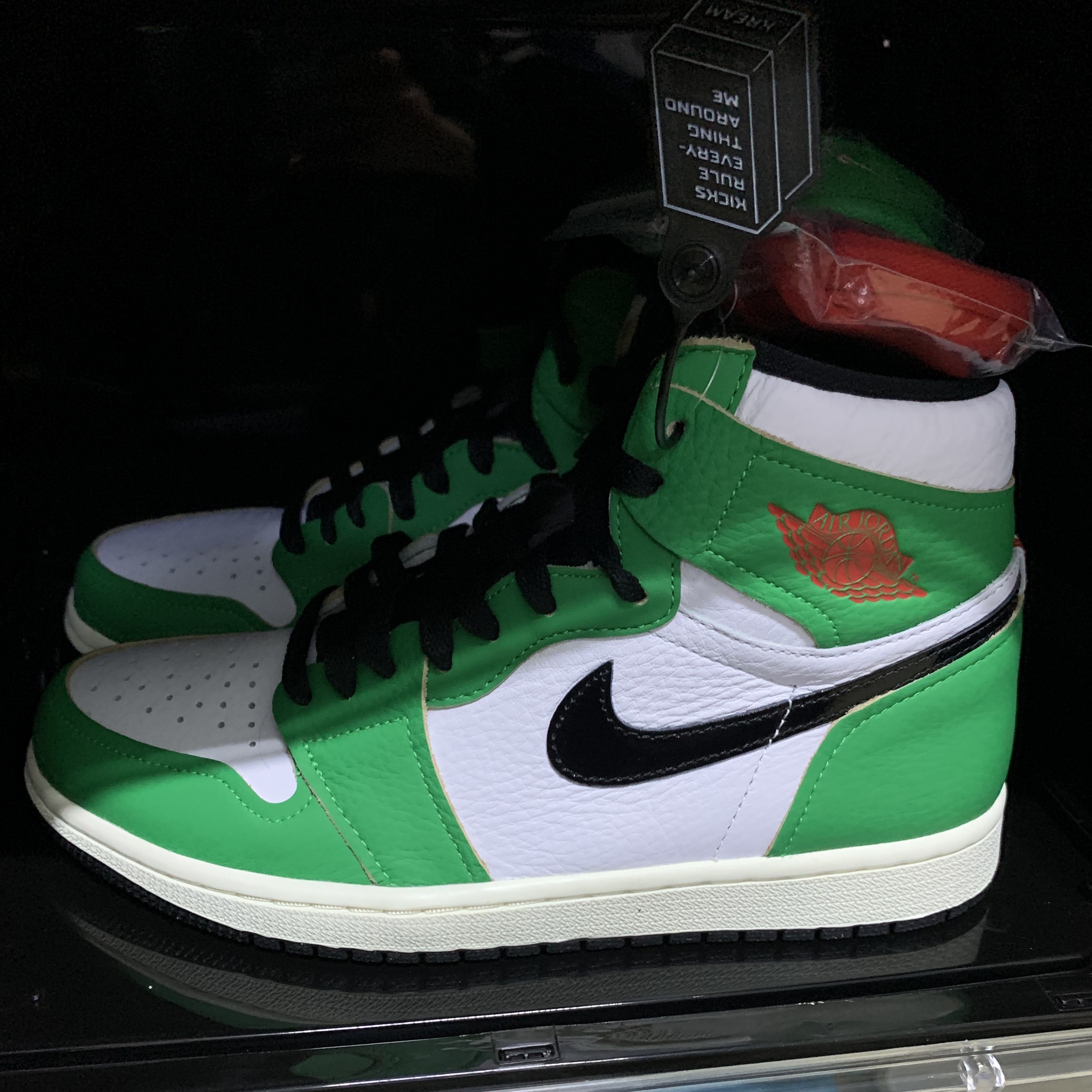 (W) Jordan 1 Retro High OG Lucky Green 착용 스타일