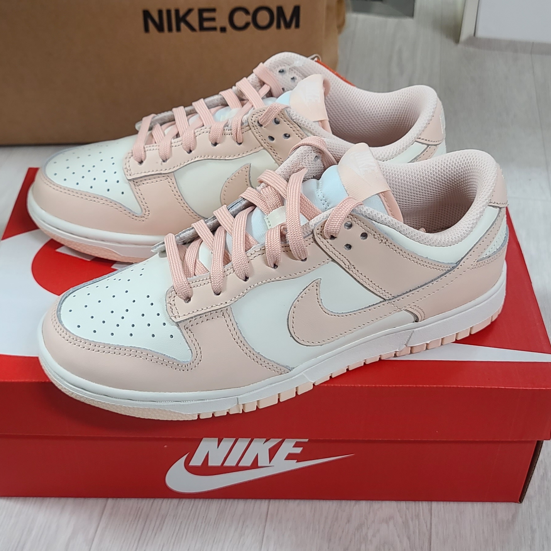 (W) Nike Dunk Low Orange Pearl 착용 스타일