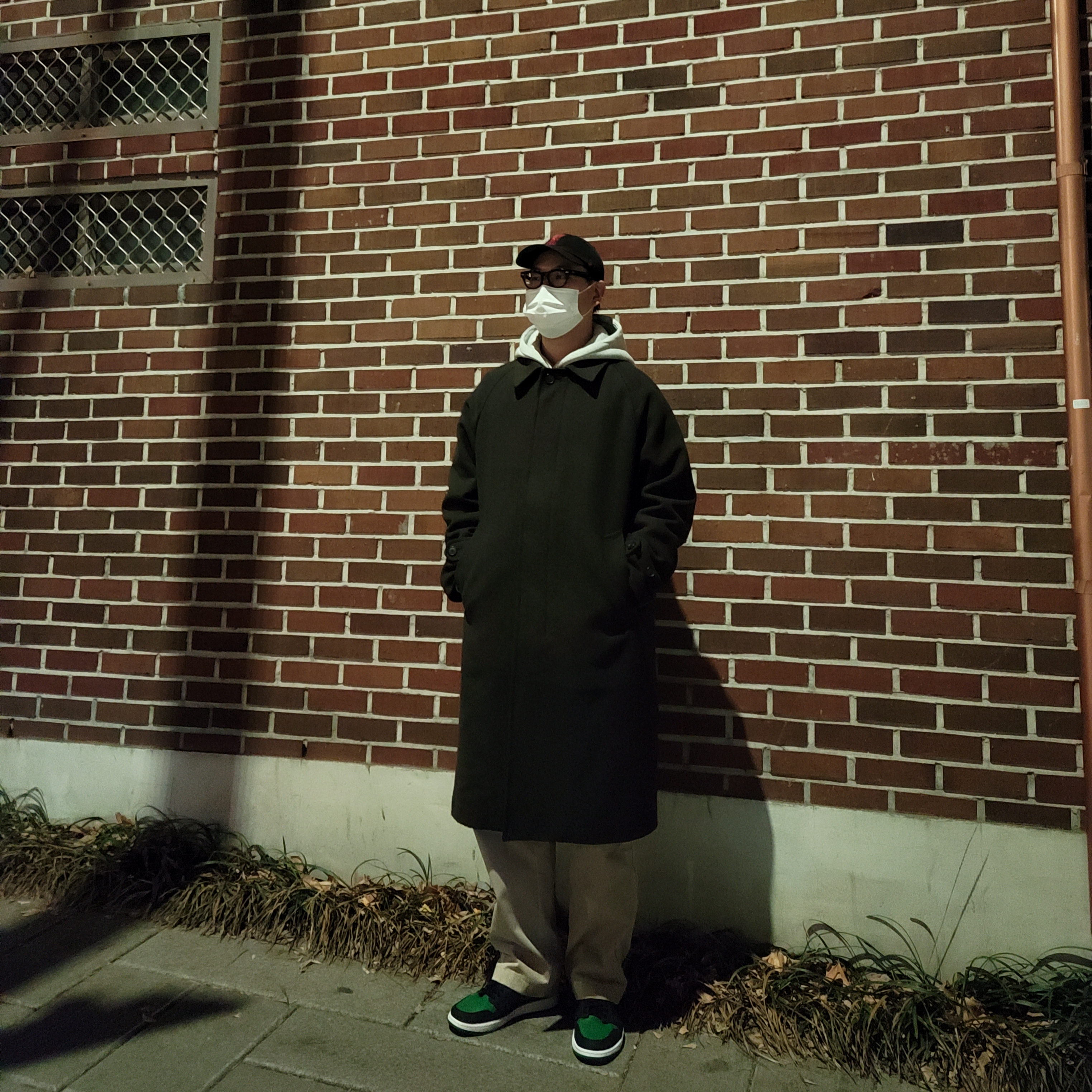 Jordan 1 Retro High OG Pine Green Black, Nike M NRG Hoodie Grey Heather 착용 스타일