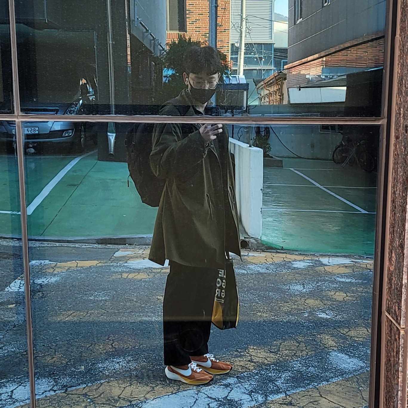 Nike Moon Racer Monarch 착용 스타일