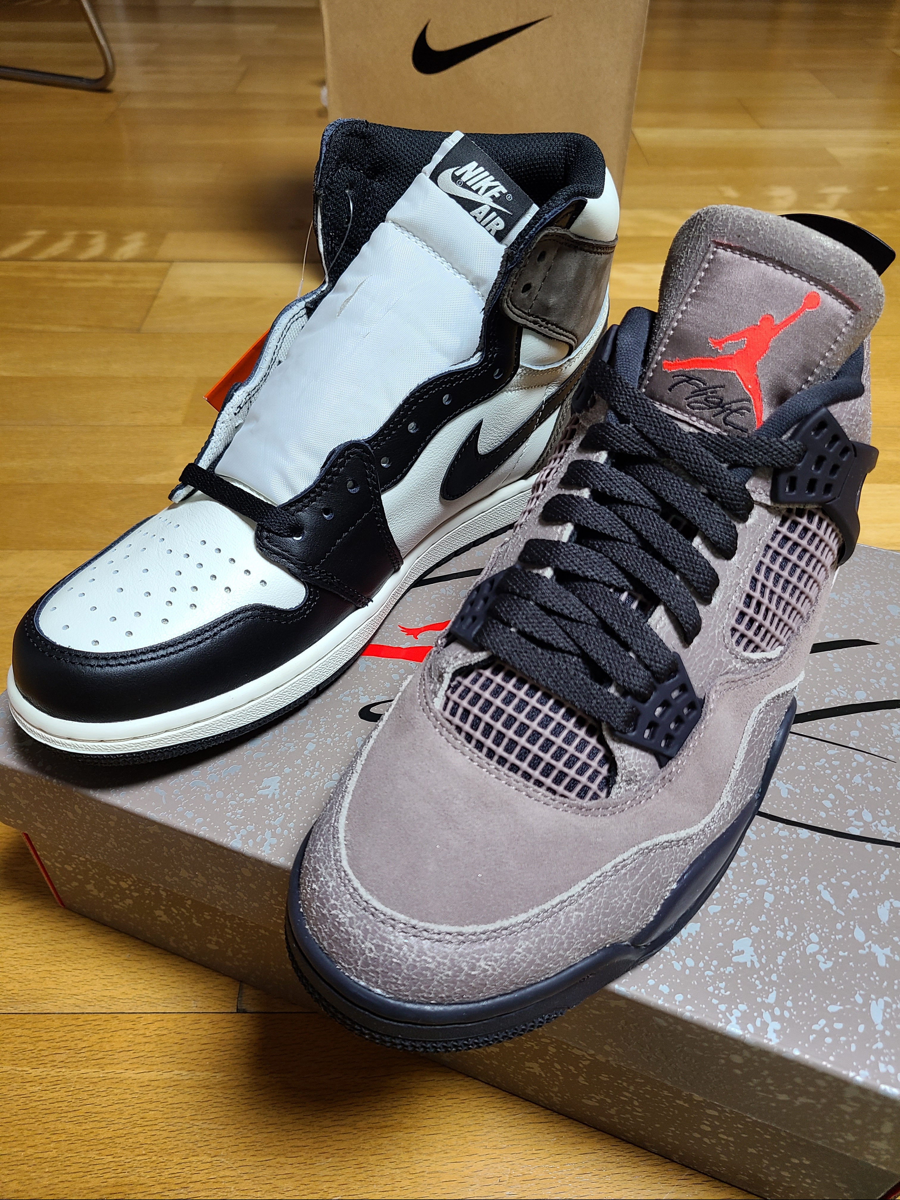 Jordan 1 Retro High OG Black Mocha, Jordan 4 Retro Taupe Haze 착용 스타일 - 2