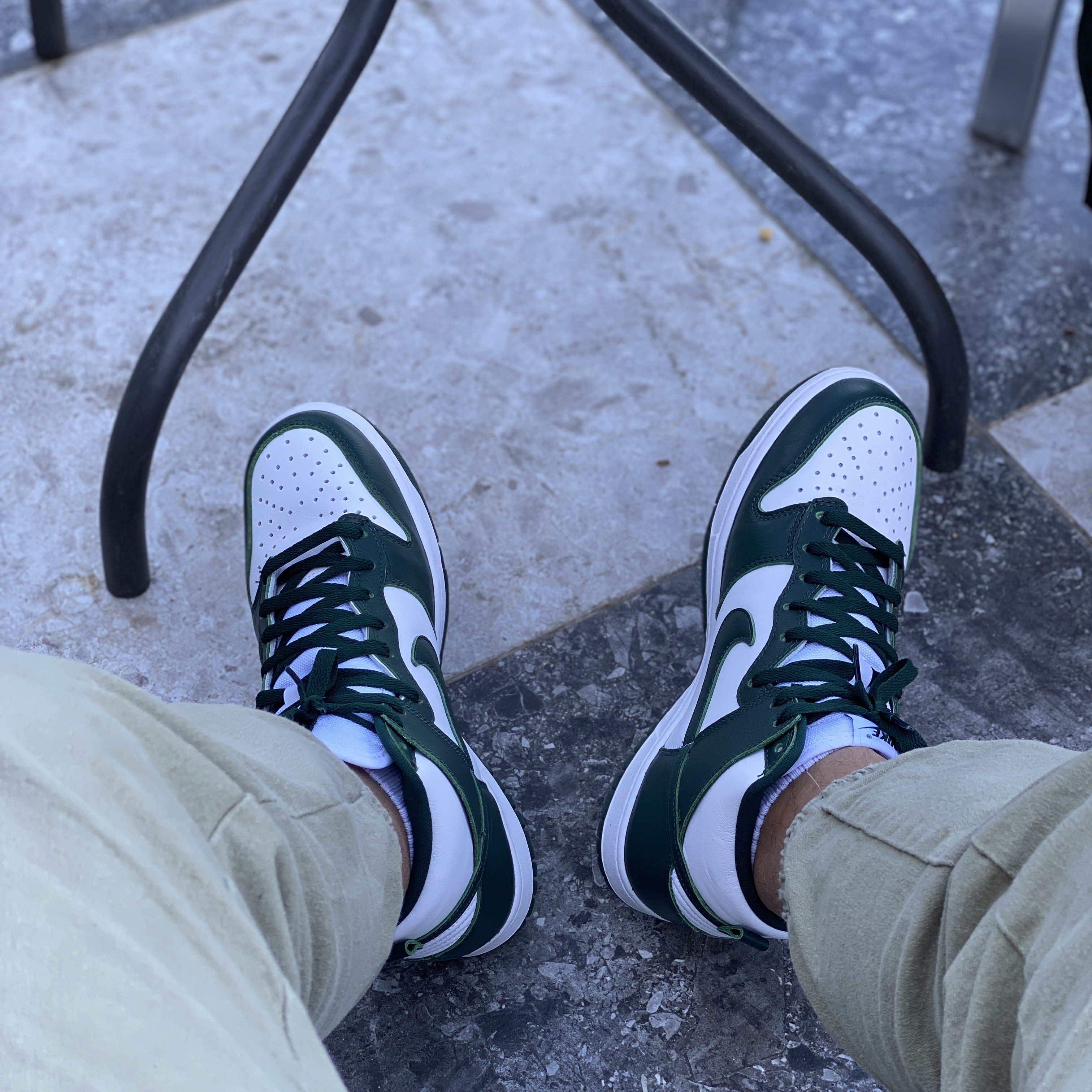 Nike Dunk High SP Spartan Green 착용 스타일 - 3
