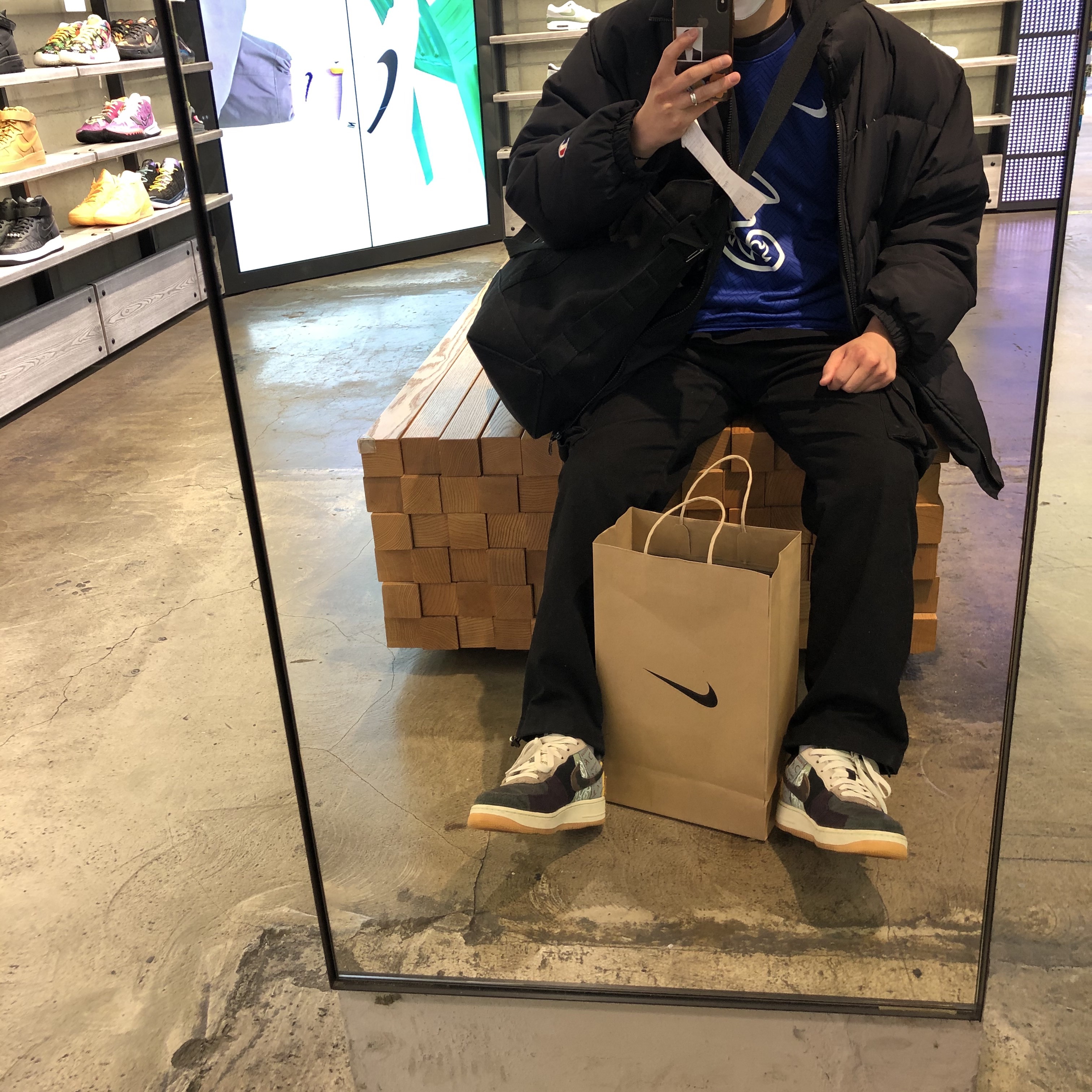 Nike x Stussy Tote Bag, Nike x Travis Scott Air Force 1 Low Cactus Jack 착용 스타일