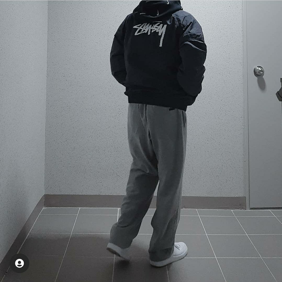 Nike NRG Swoosh Logo Hoodie Black, Nike x Stussy Windrunner Jacket Off Noir 착용 스타일