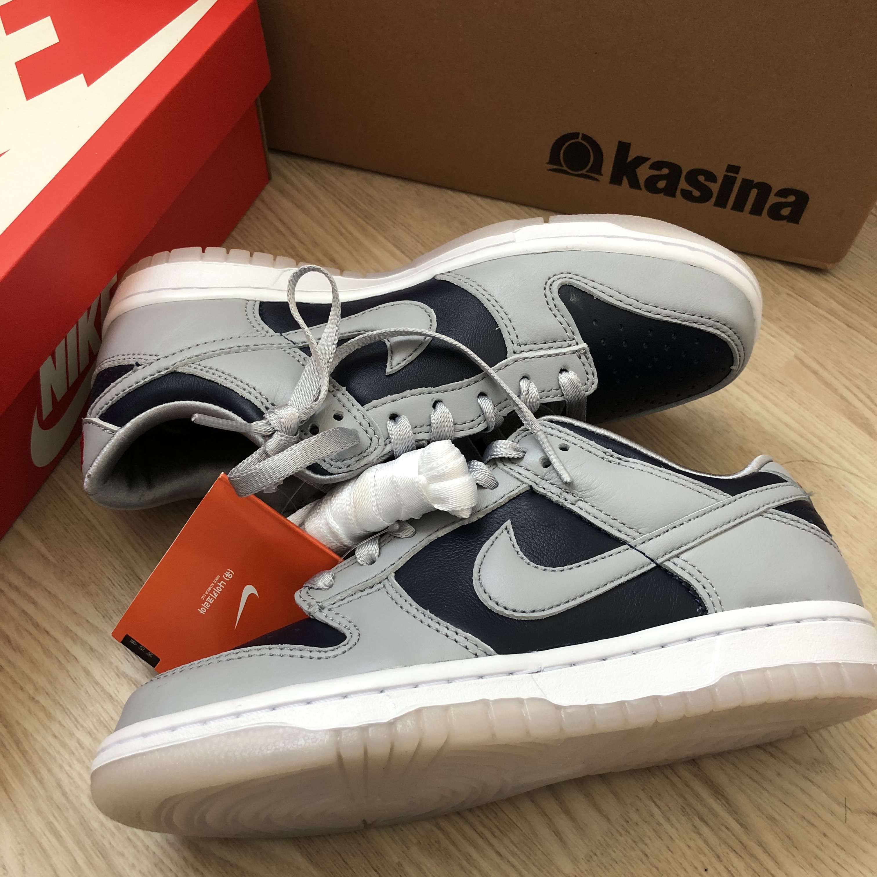 (W) Nike Dunk Low SP College Navy 착용 스타일 - 1