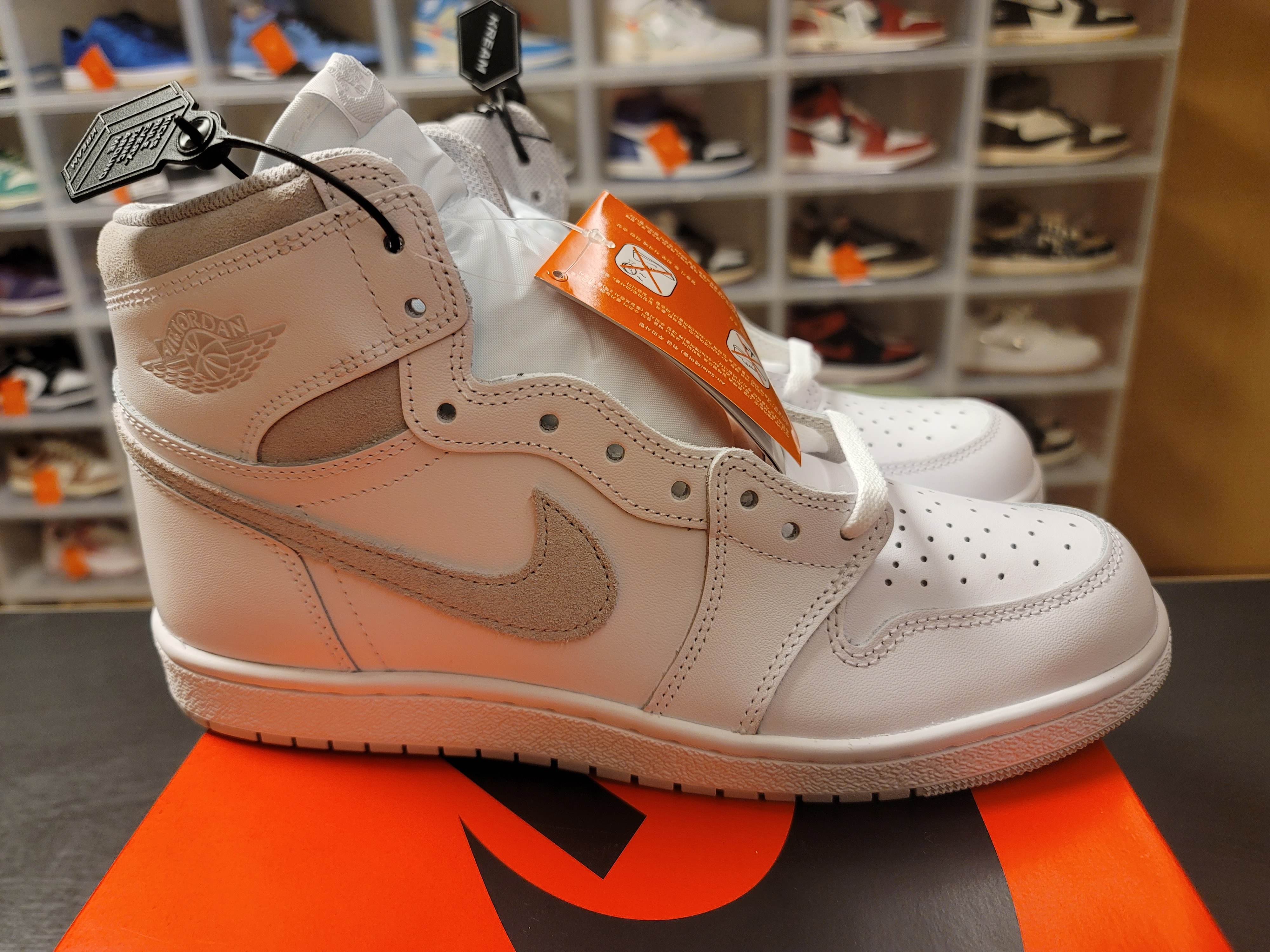 Jordan 1 High 85 Neutral Grey 착용 스타일 - 2