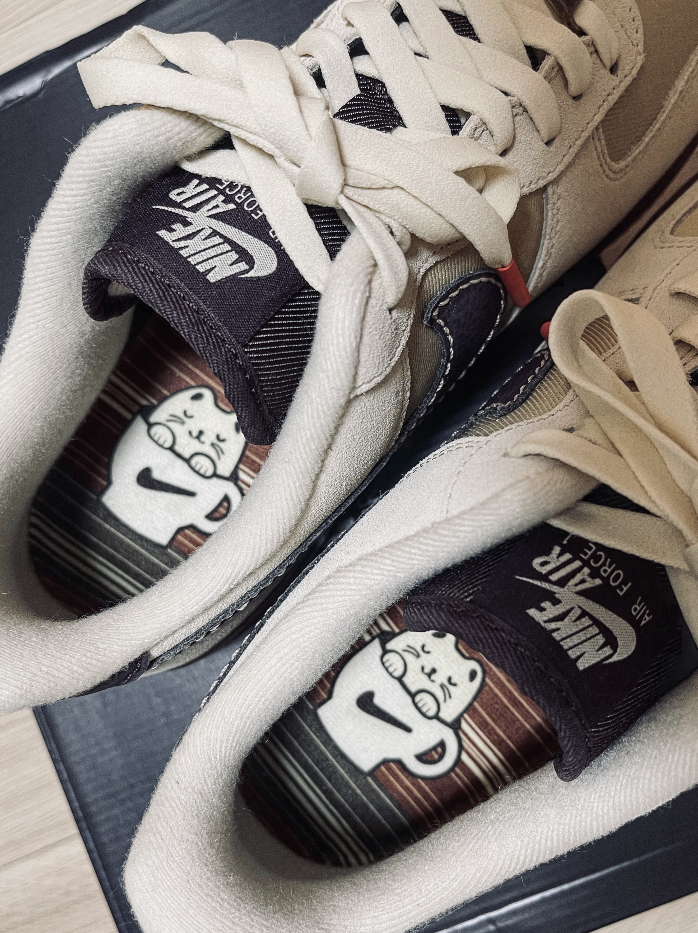 Nike Air Force 1 '07 LV8 Coffee 착용 스타일