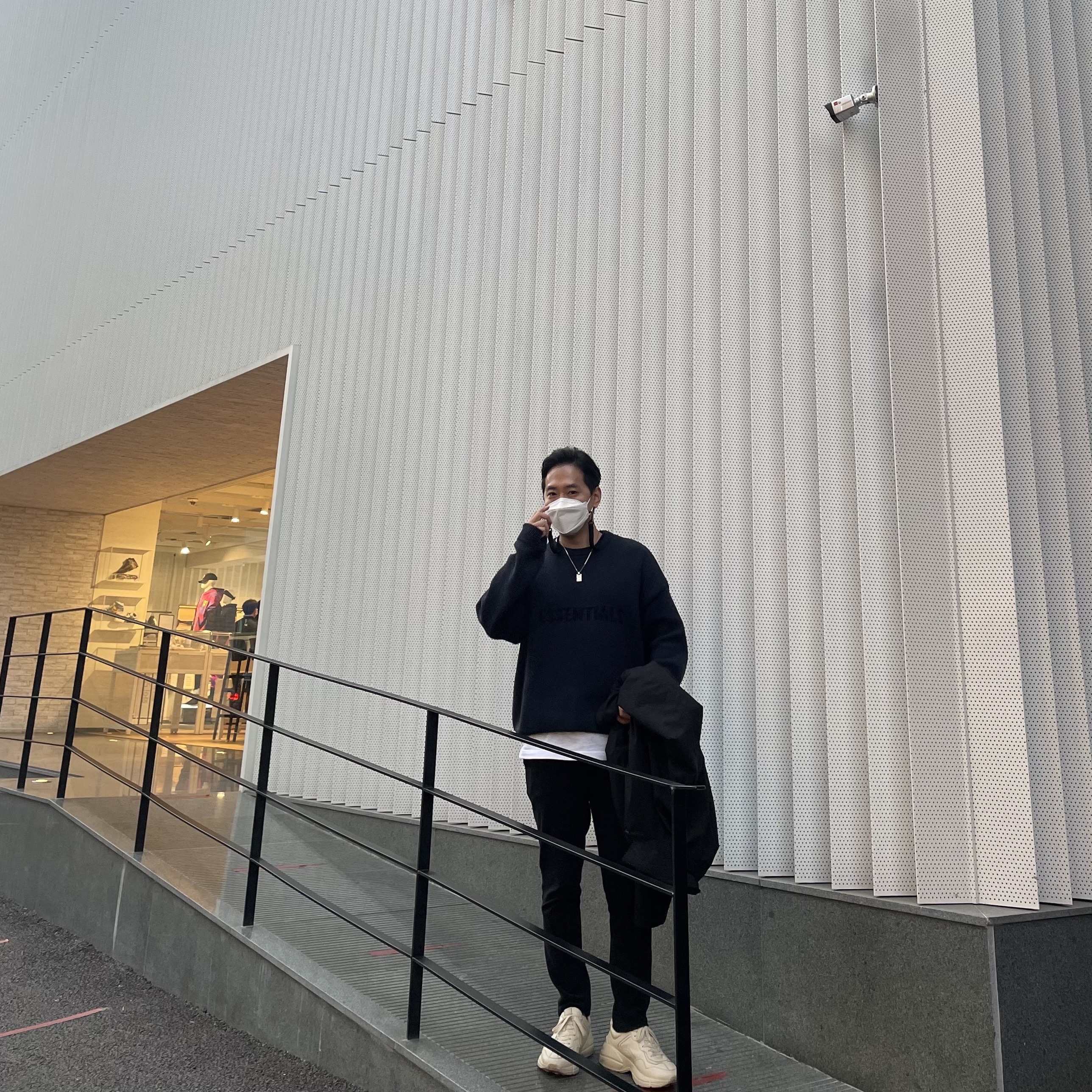 Essentials Knit Sweater Navy/Dark Navy - Ssense Exclusive, Gucci Rhyton Leather Sneakers Logo 착용 스타일