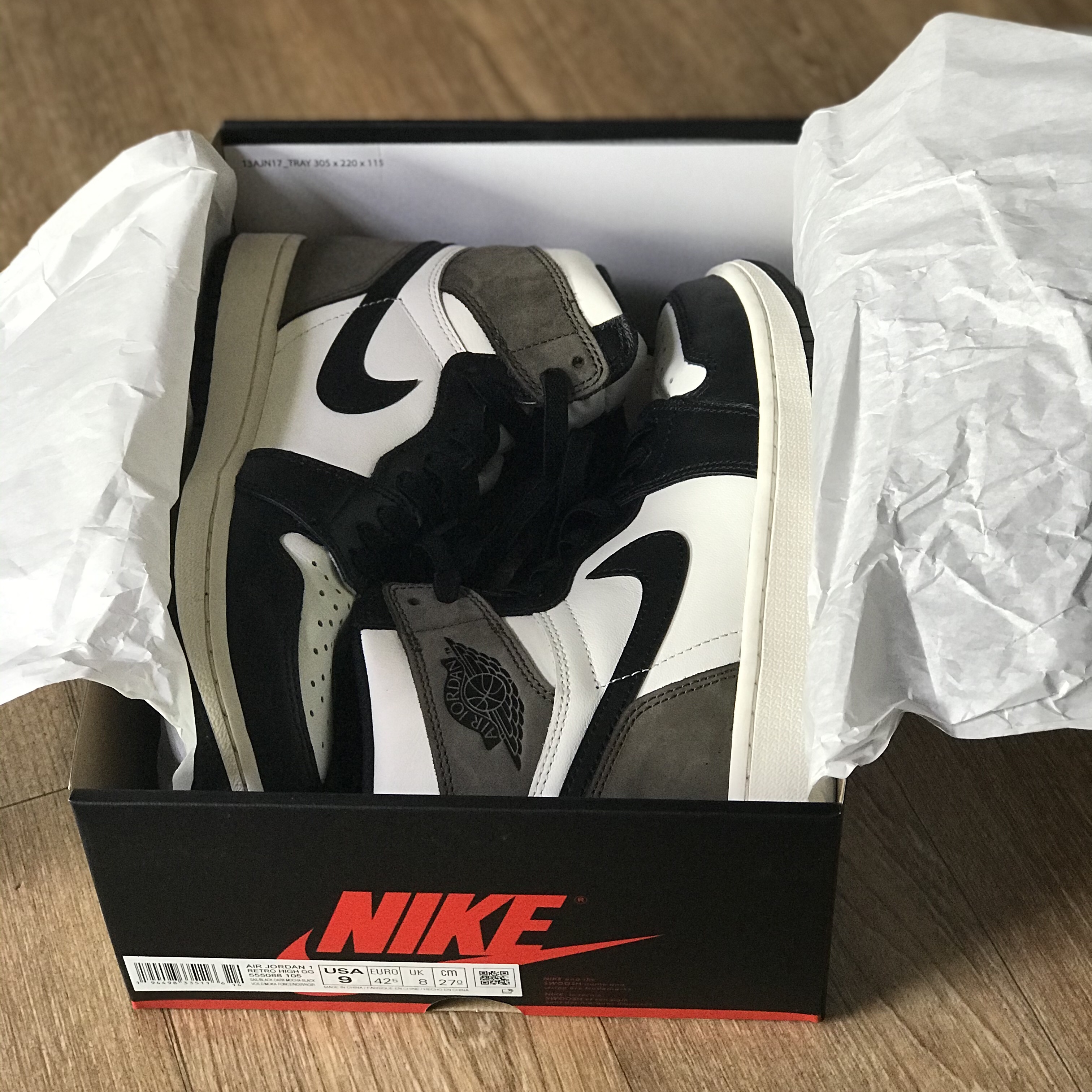 Jordan 1 Retro High OG Black Mocha 착용 스타일