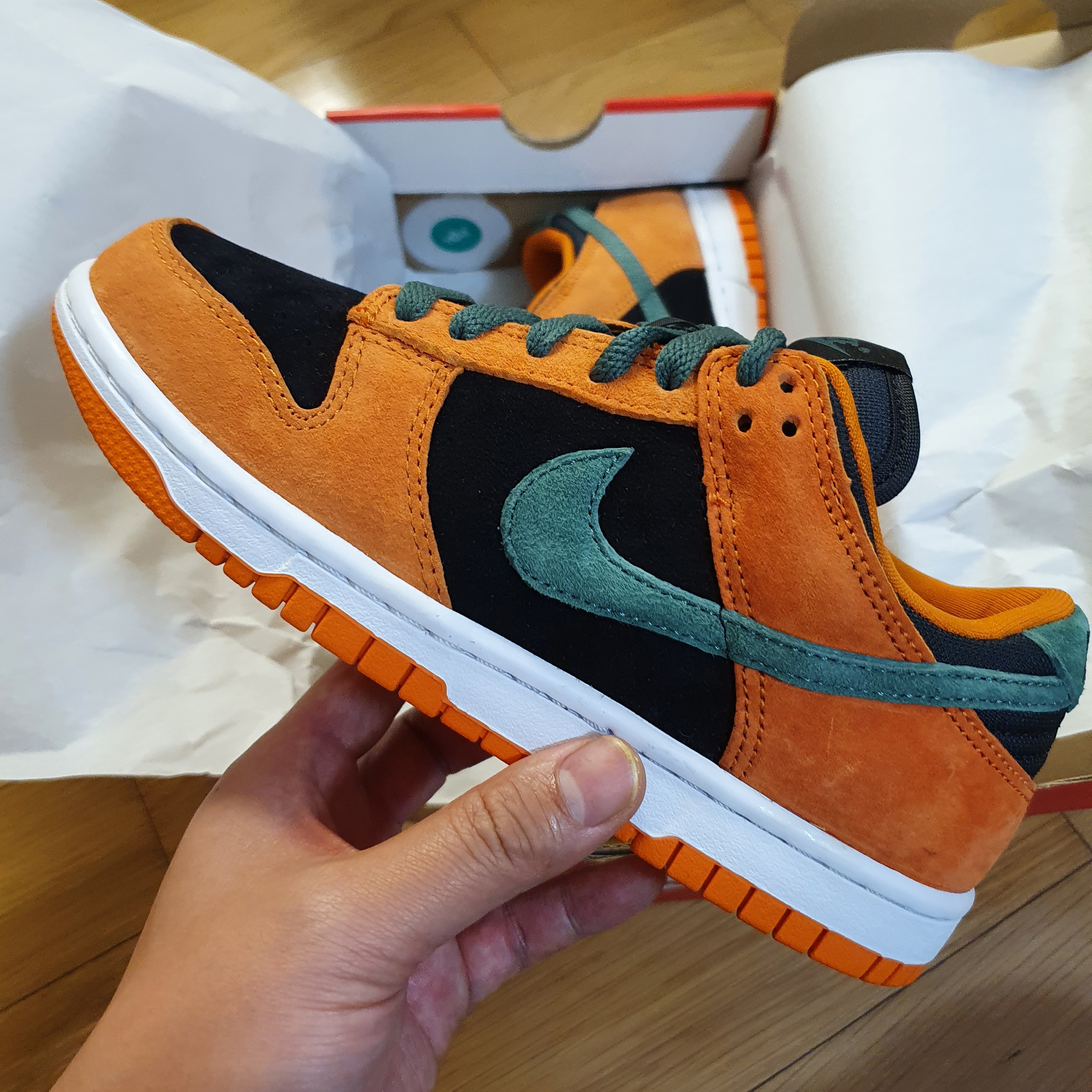 Nike Dunk Low SP Ceramic 착용 스타일 - 1