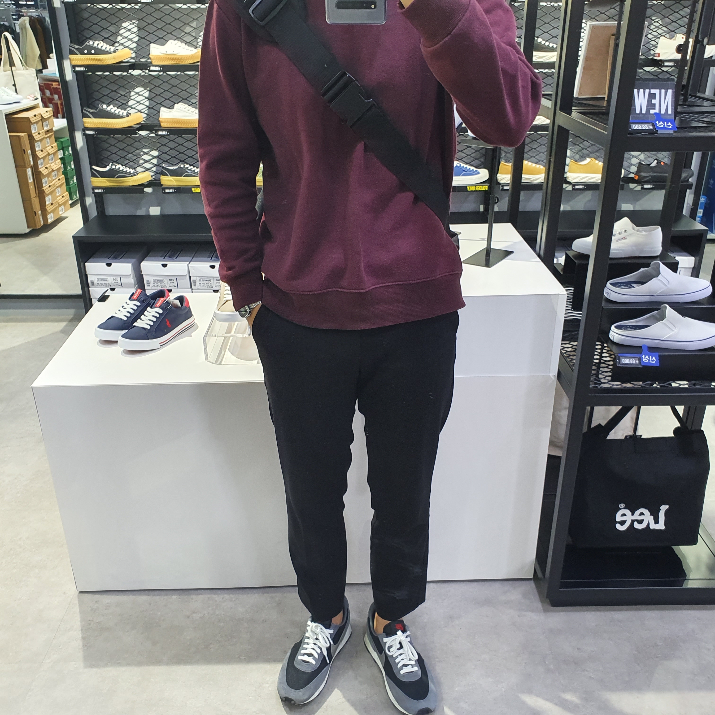 Nike Daybreak SP Black Metallic Silver 착용 스타일