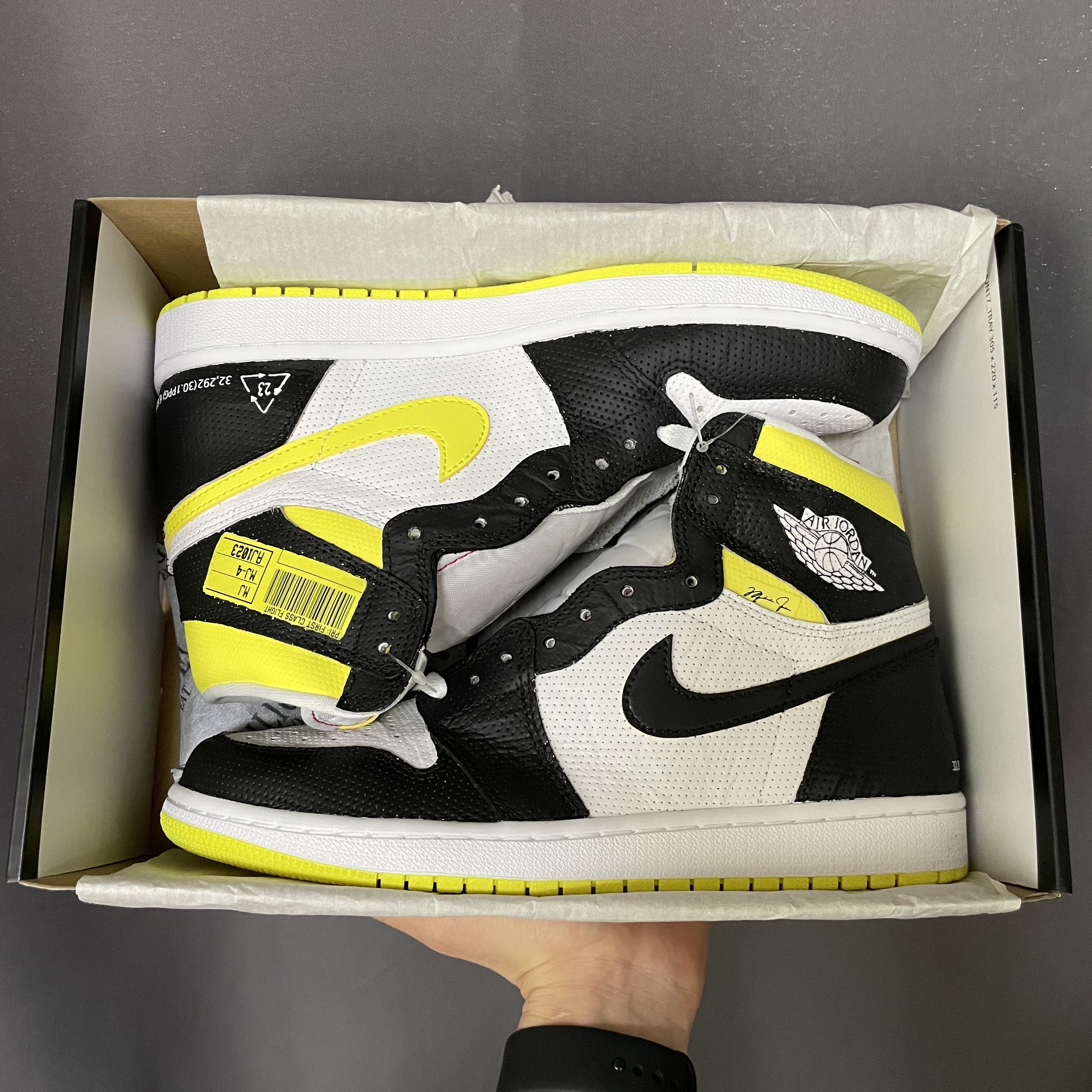 Jordan 1 Retro High OG First Class Flight, Jordan 1 Retro High OG Black White 2014 착용 스타일