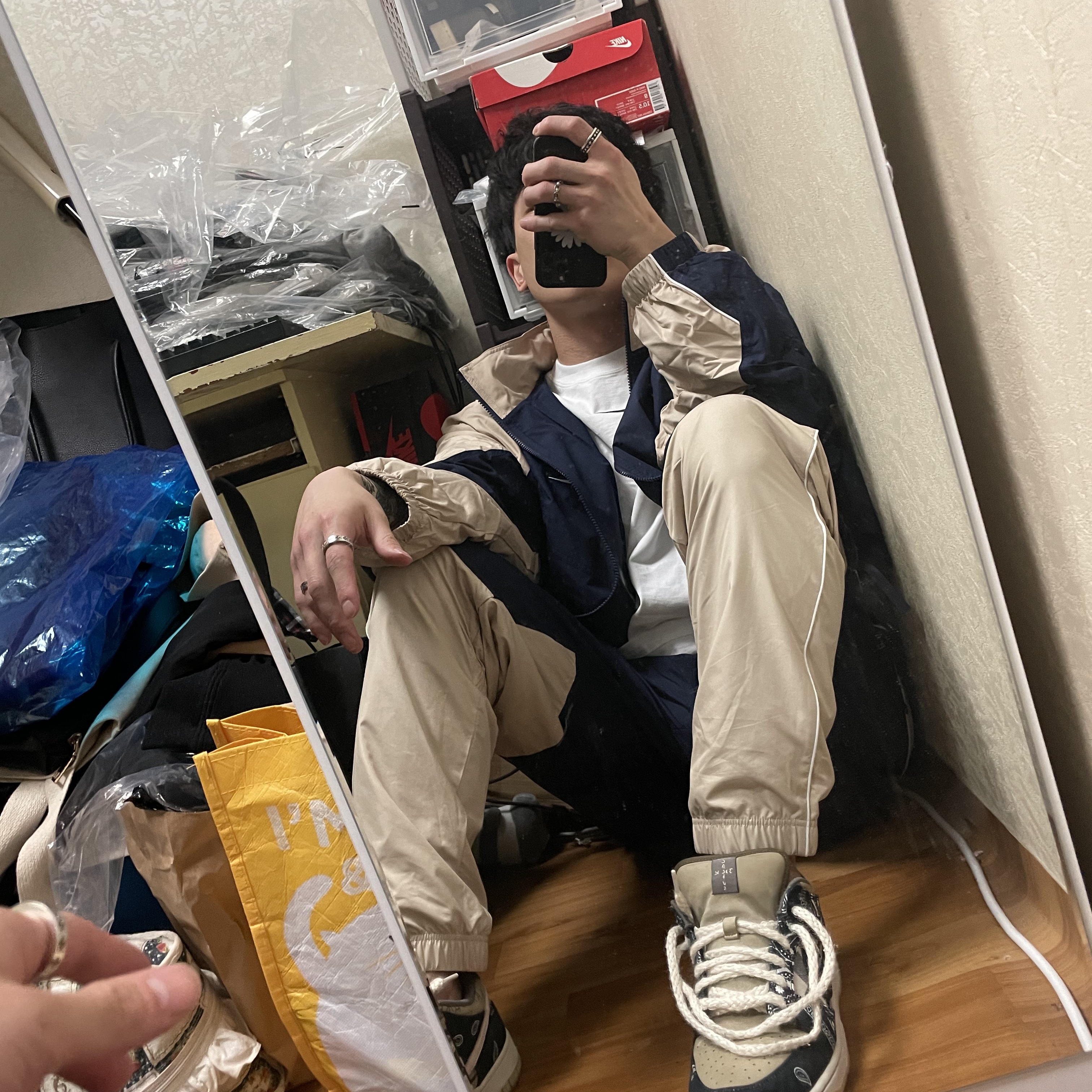 Nike x Travis Scott SB Dunk Low, Nike x Cav Empt Track Jacket Navy 착용 스타일 - 2