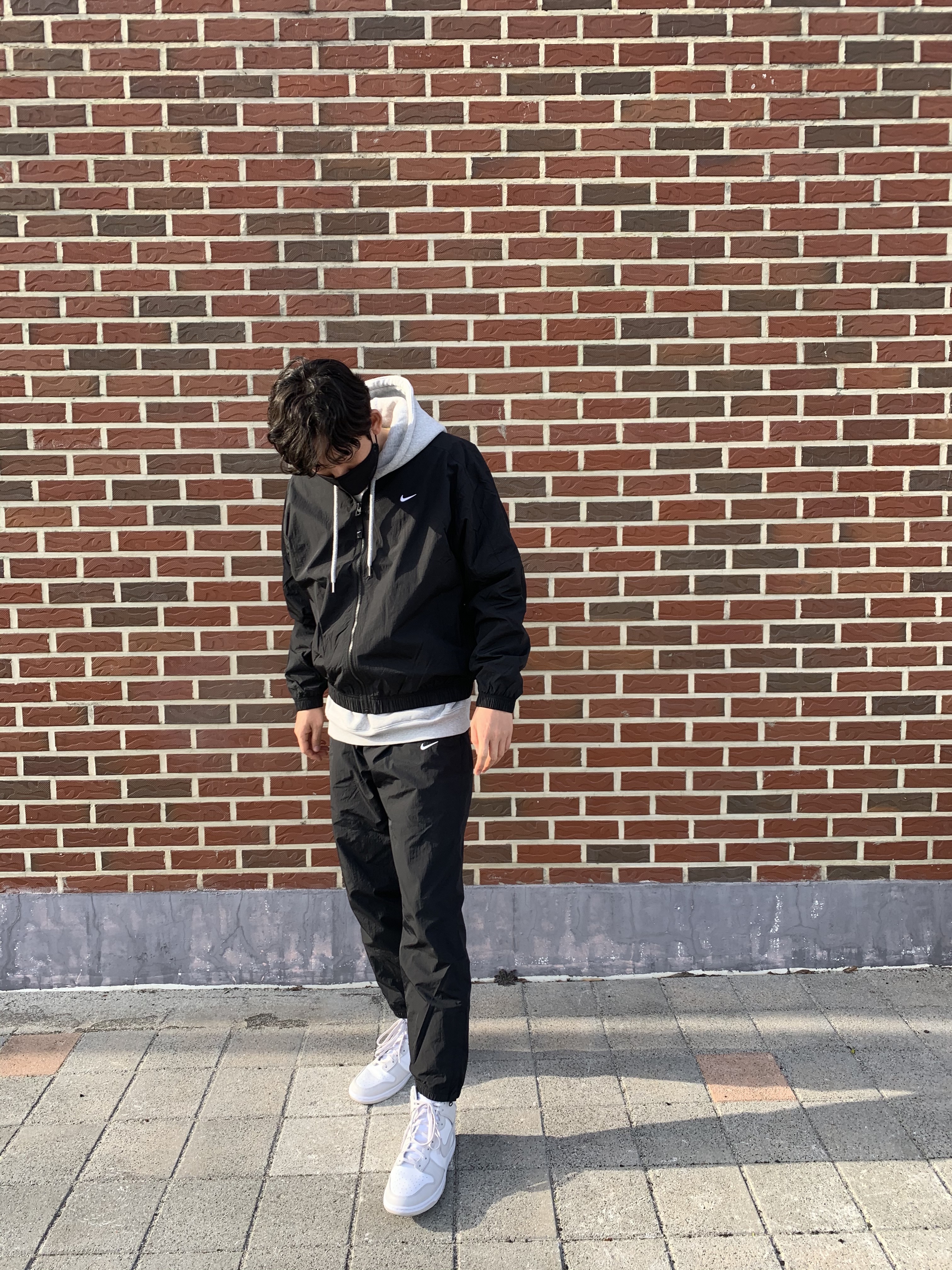 Nike Dunk High Retro Vast Grey, Nike M NRG Track Jacket Black 착용 스타일