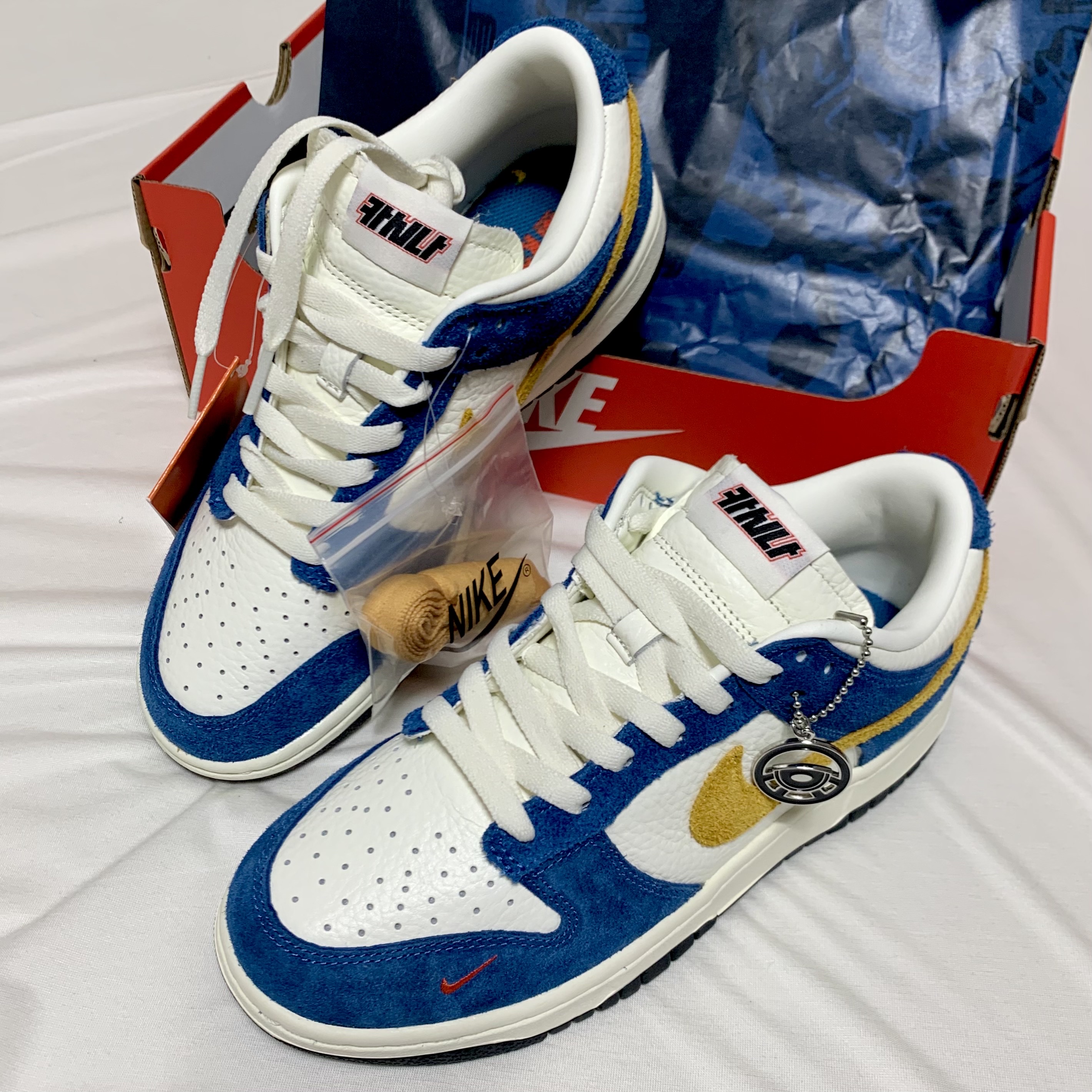 Nike x Kasina Dunk Low 80's Bus 착용 스타일