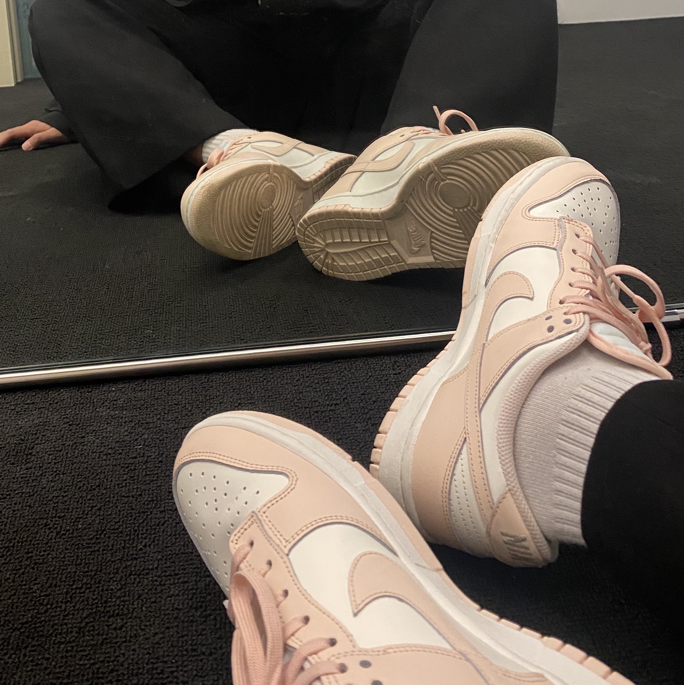 (GS) Jordan 1 Low Light Arctic Pink 착용 스타일