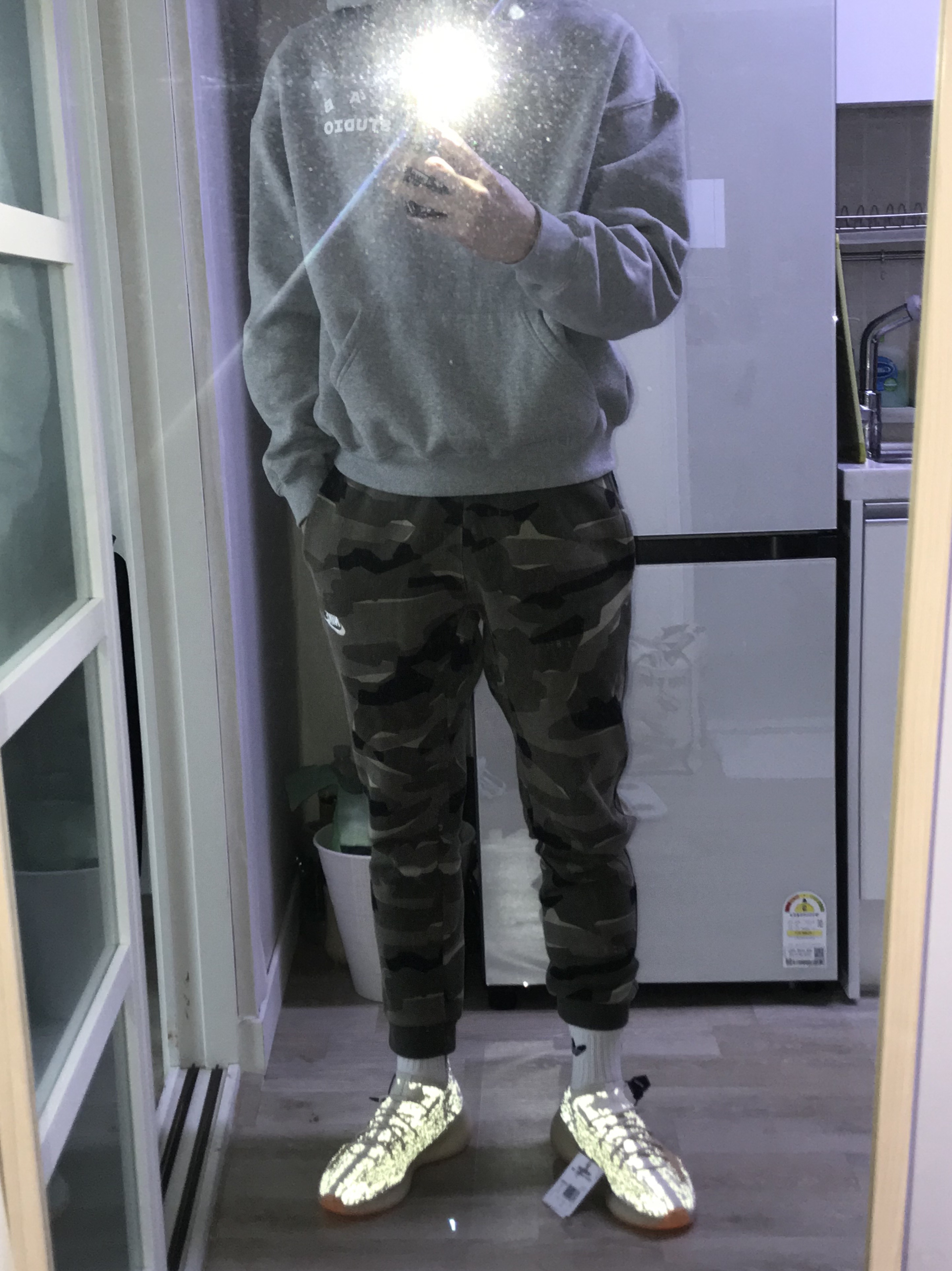 Adidas Yeezy Boost 380 Yecoraite - Reflective, IAB Studio Hoodie Gray - 21SS 착용 스타일