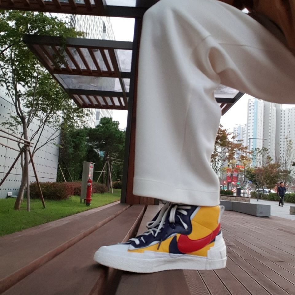 Nike x Sacai Blazer Mid Snow Beach 착용 스타일 - 1