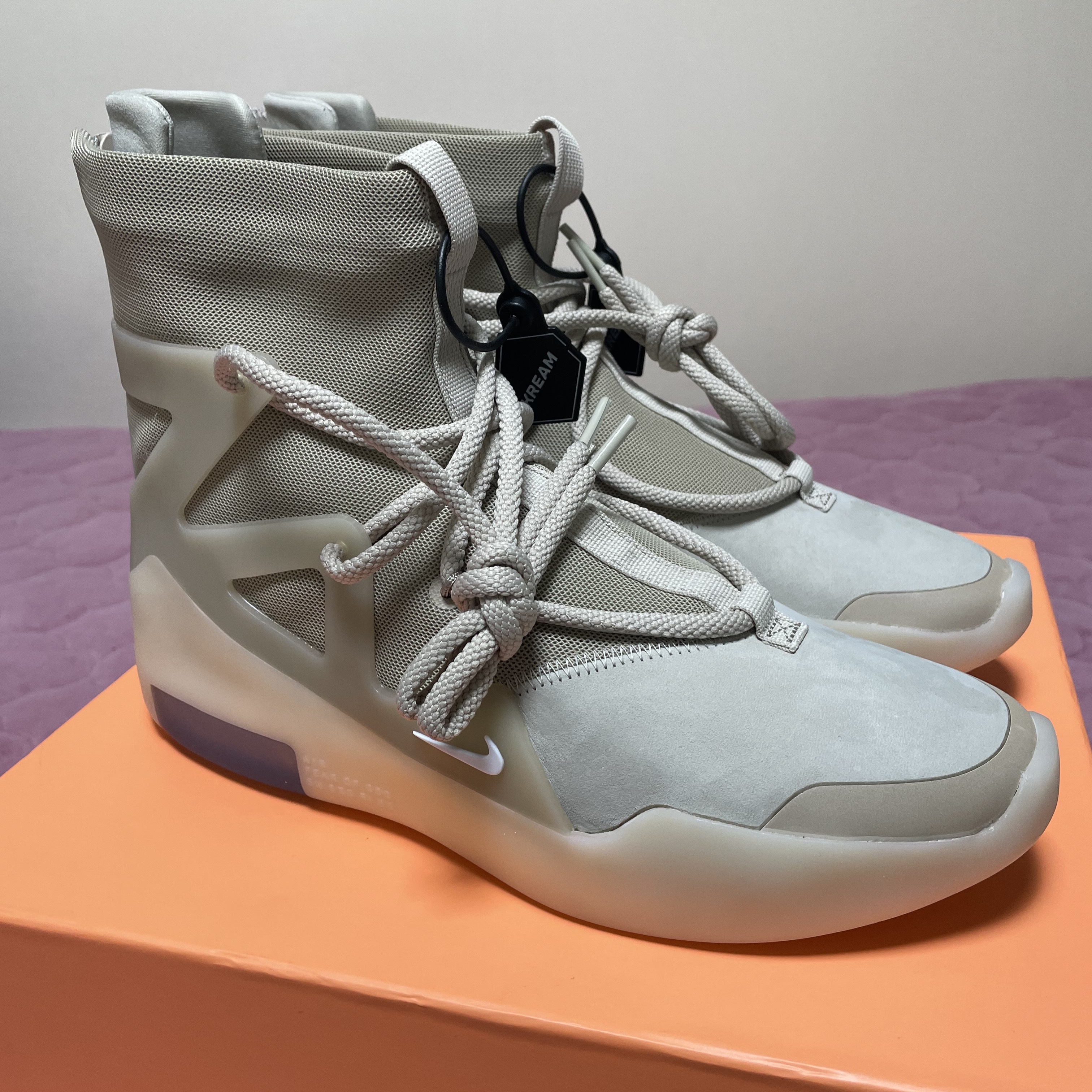 Nike x Fear of God Air Fear of God 1 Oatmeal 착용 스타일 - 4