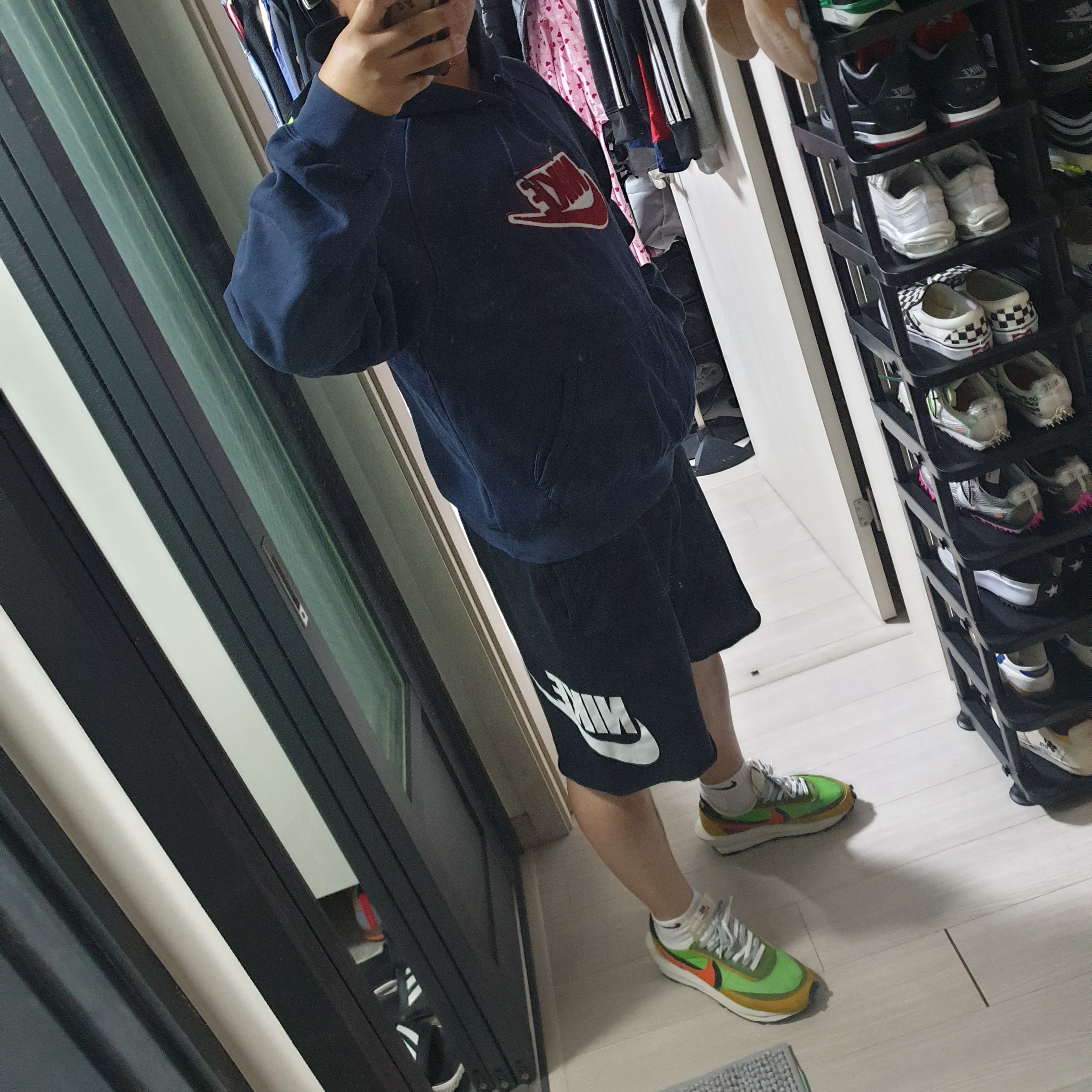 Nike x Sacai LDWaffle Green Multi 착용 스타일