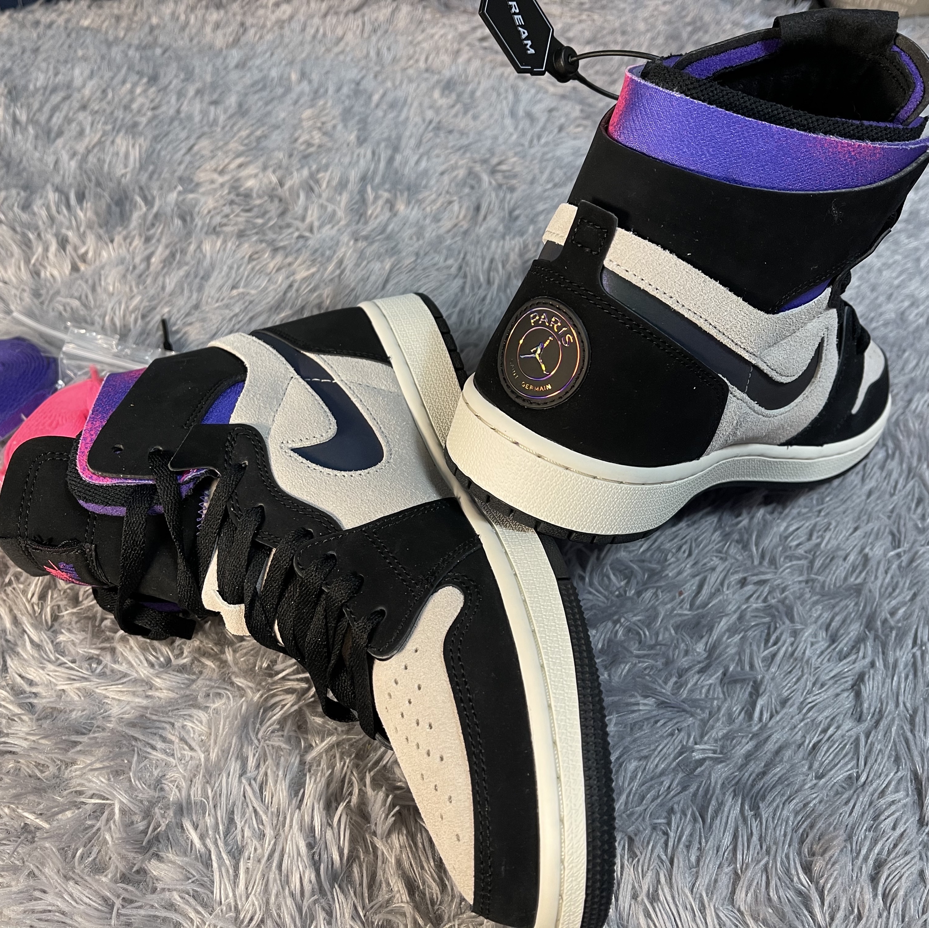 Jordan 1 x Paris Saint-Germain Zoom Air CMFT 착용 스타일