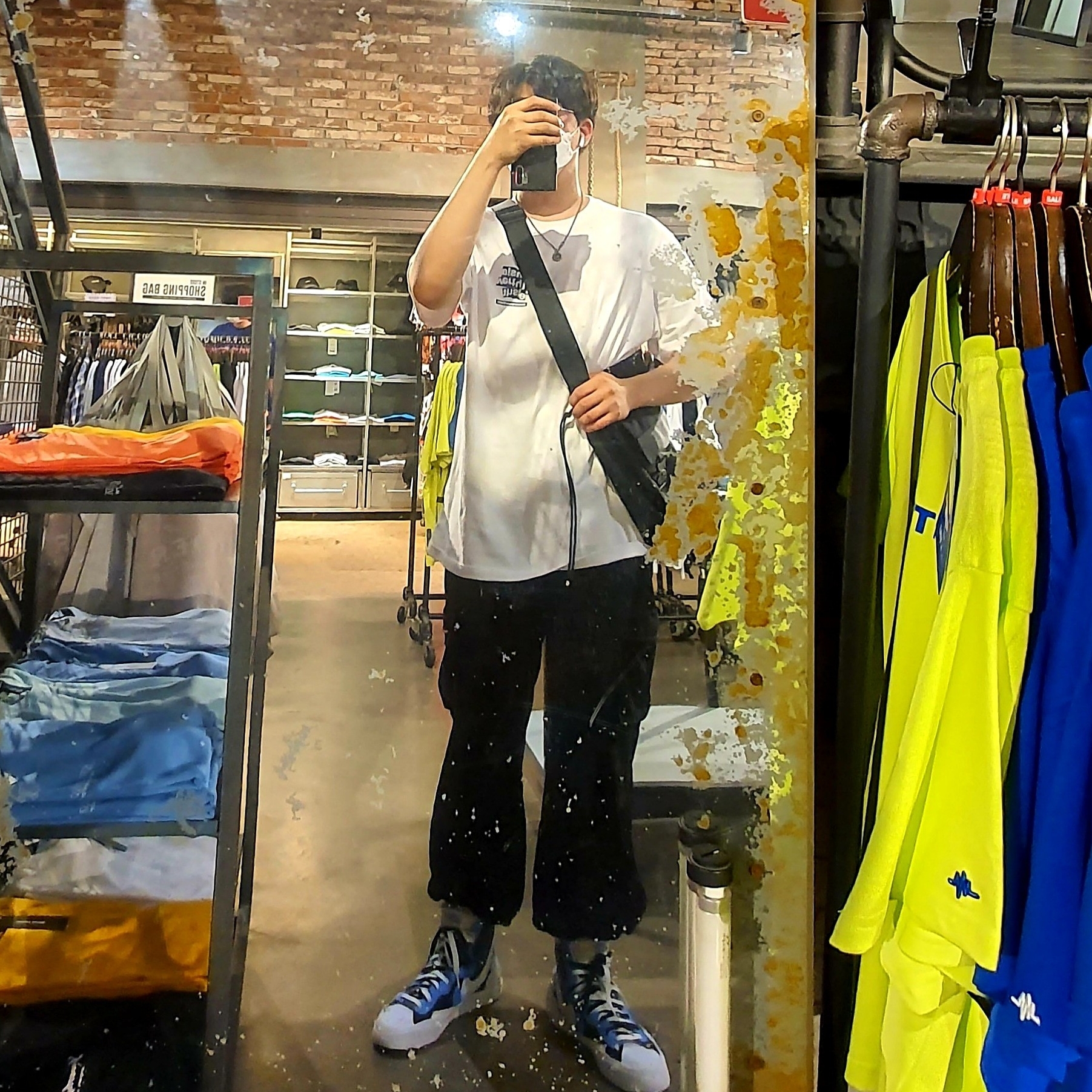 Nike x Sacai Blazer Mid White Black Legend Blue 착용 스타일
