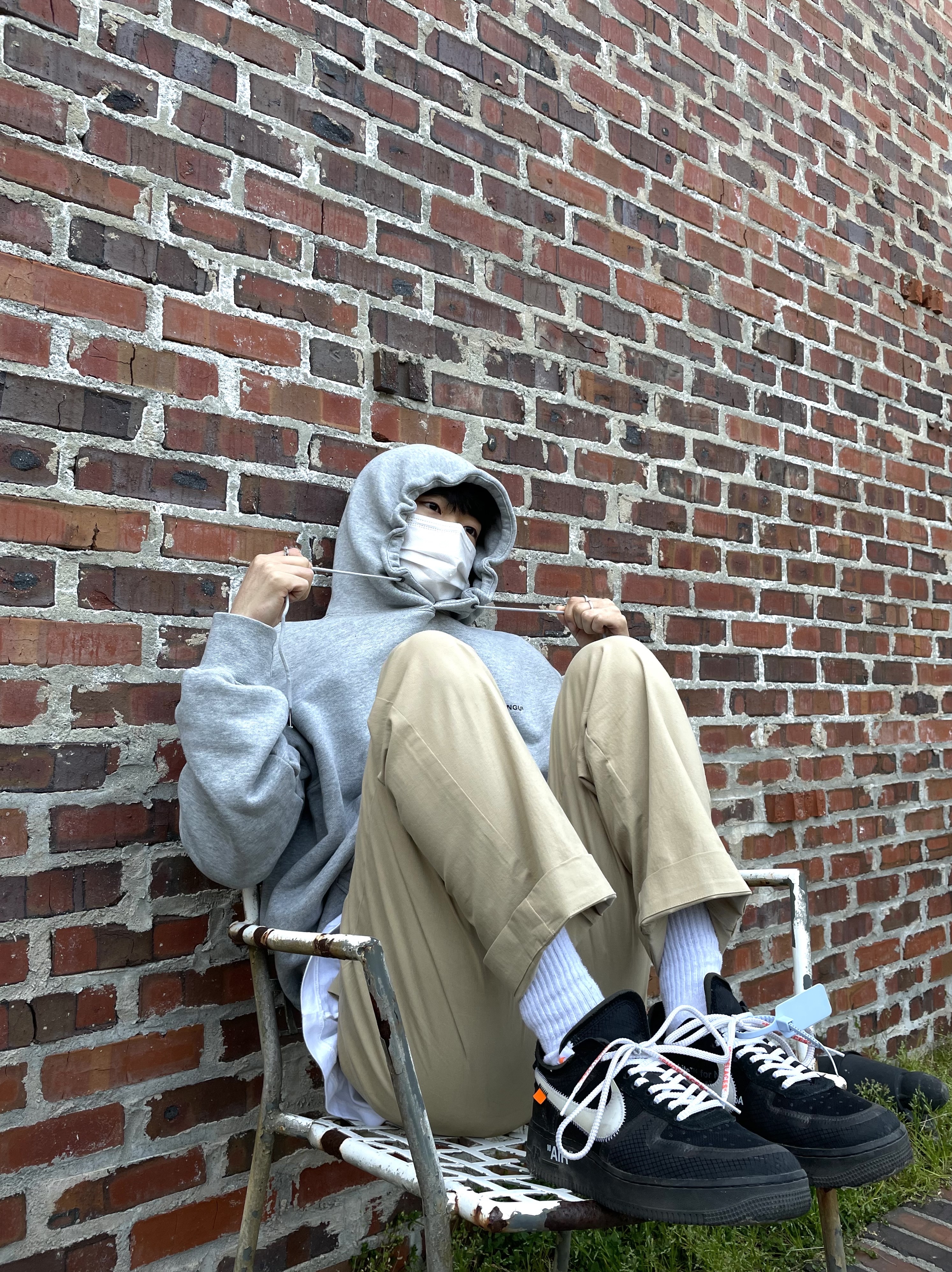 Nike x Off-White Air Force 1 Low Black White 착용 스타일