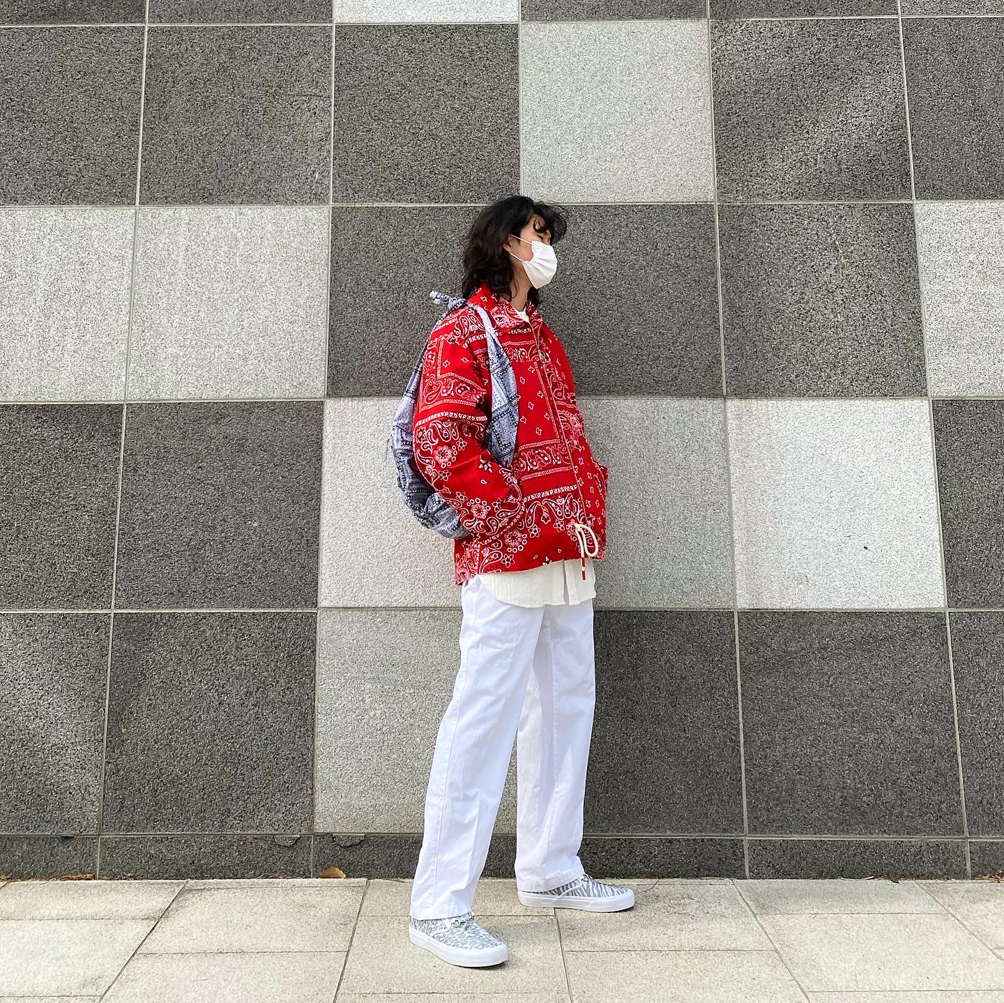 Vans Vault x Needles Classic Slip-On V White 착용 스타일 - 1