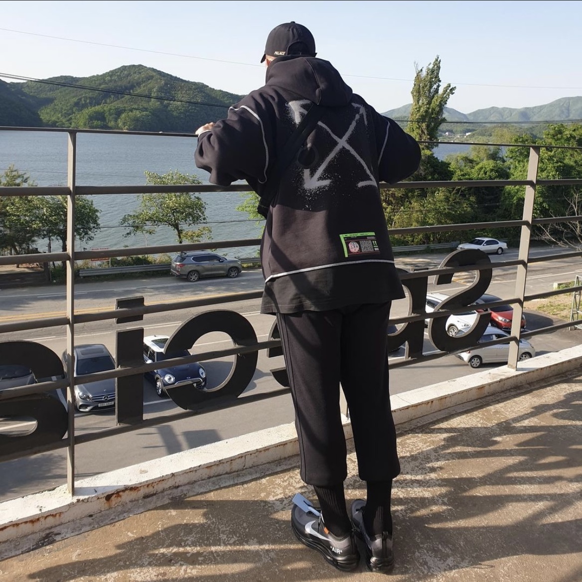 Nike x Off-White NRG RU Hoodie, Nike x Off-White Air Max 97 Black 착용 스타일