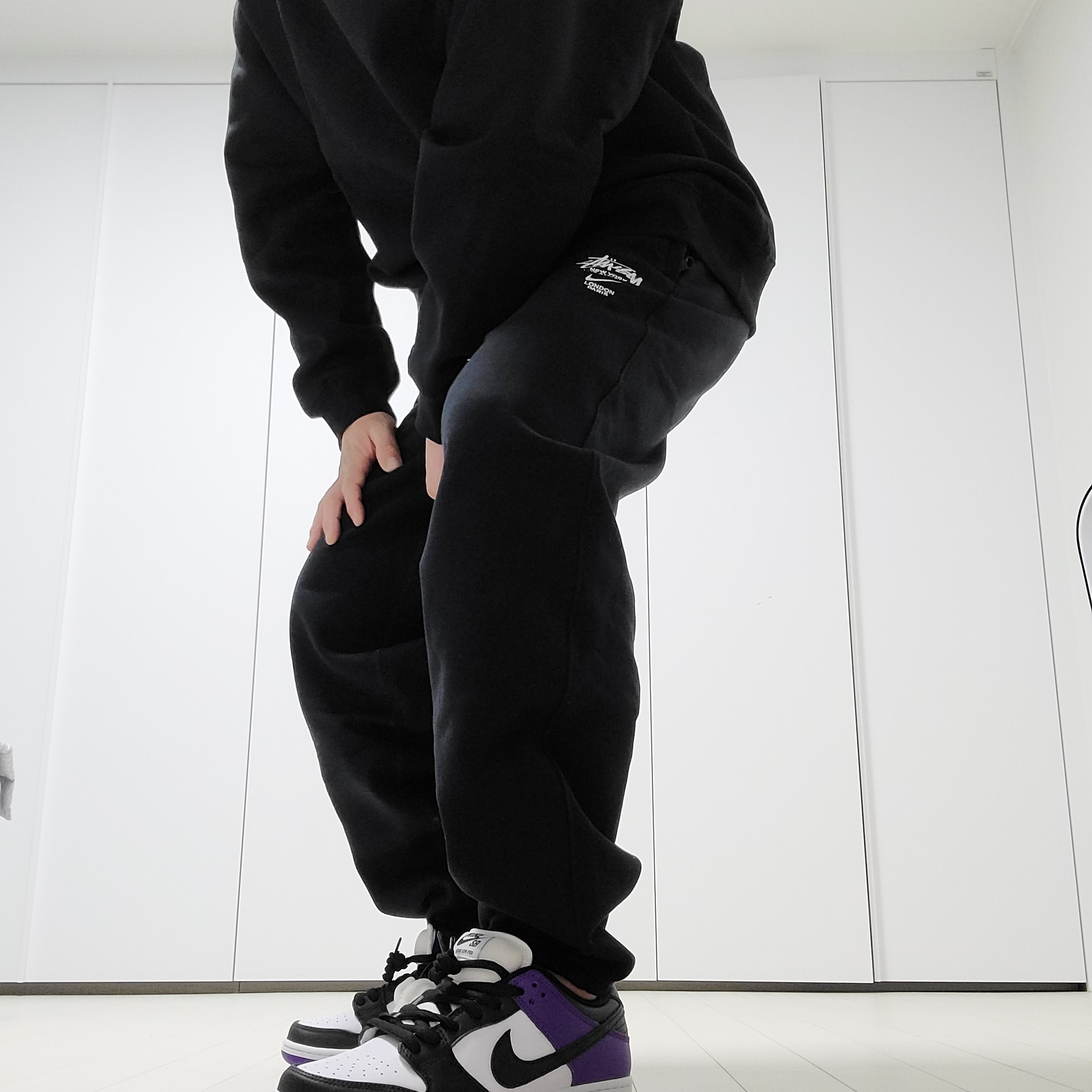 Nike SB Dunk Low Pro Court Purple, Nike x Stussy NRG ZR Fleece Crewneck Black - US/EU 착용 스타일